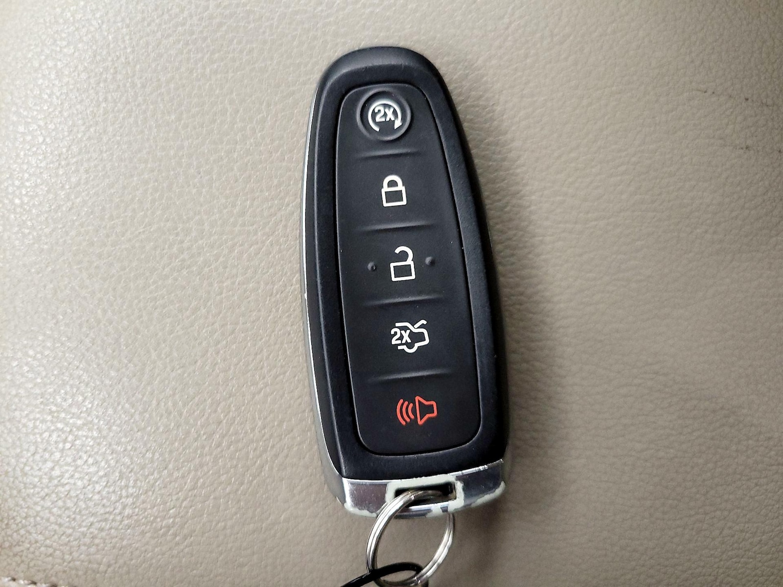 2014 Ford Escape Titanium - Photo 24
