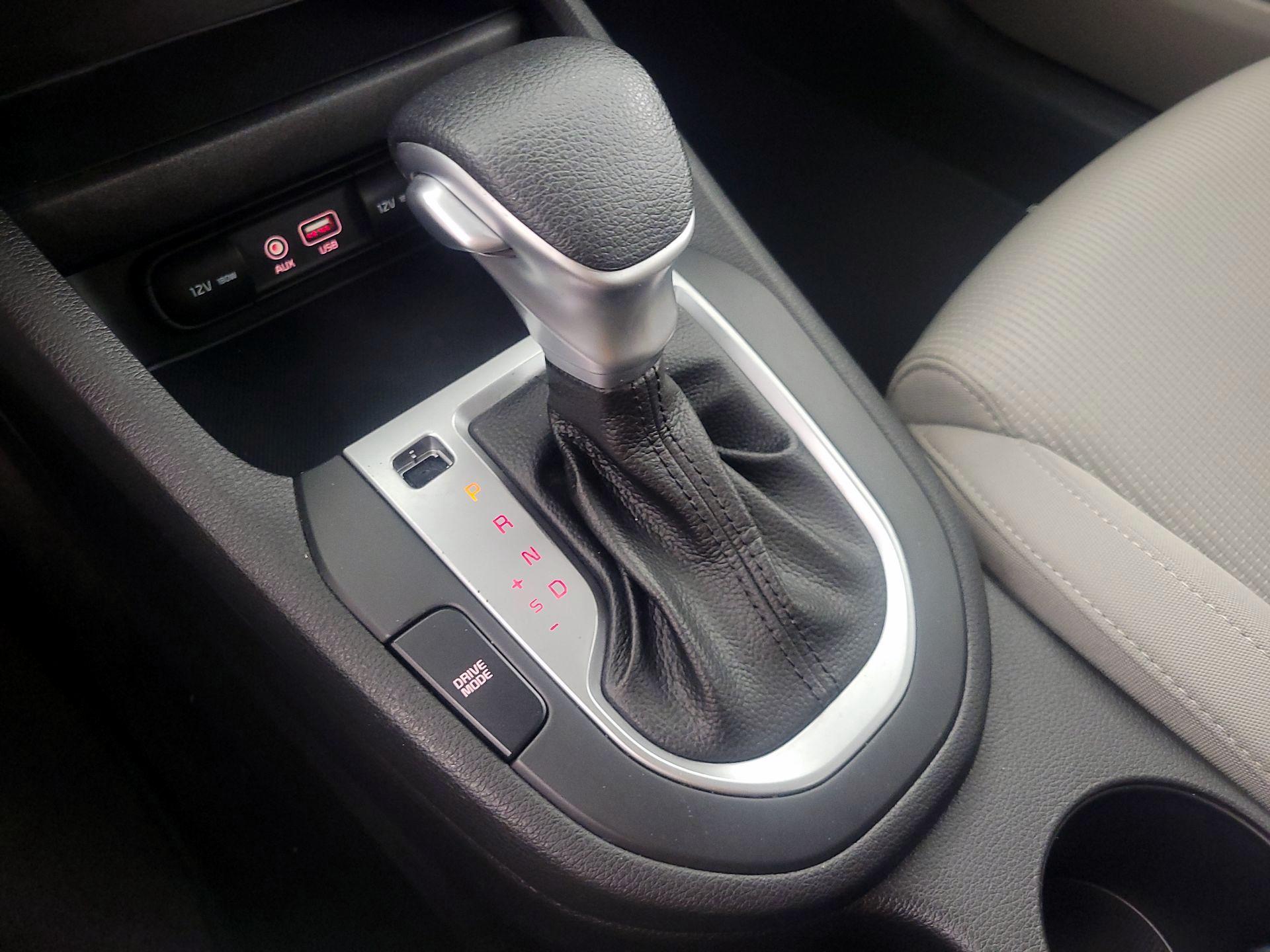 Thumbnail: 2021 Kia Forte - 17