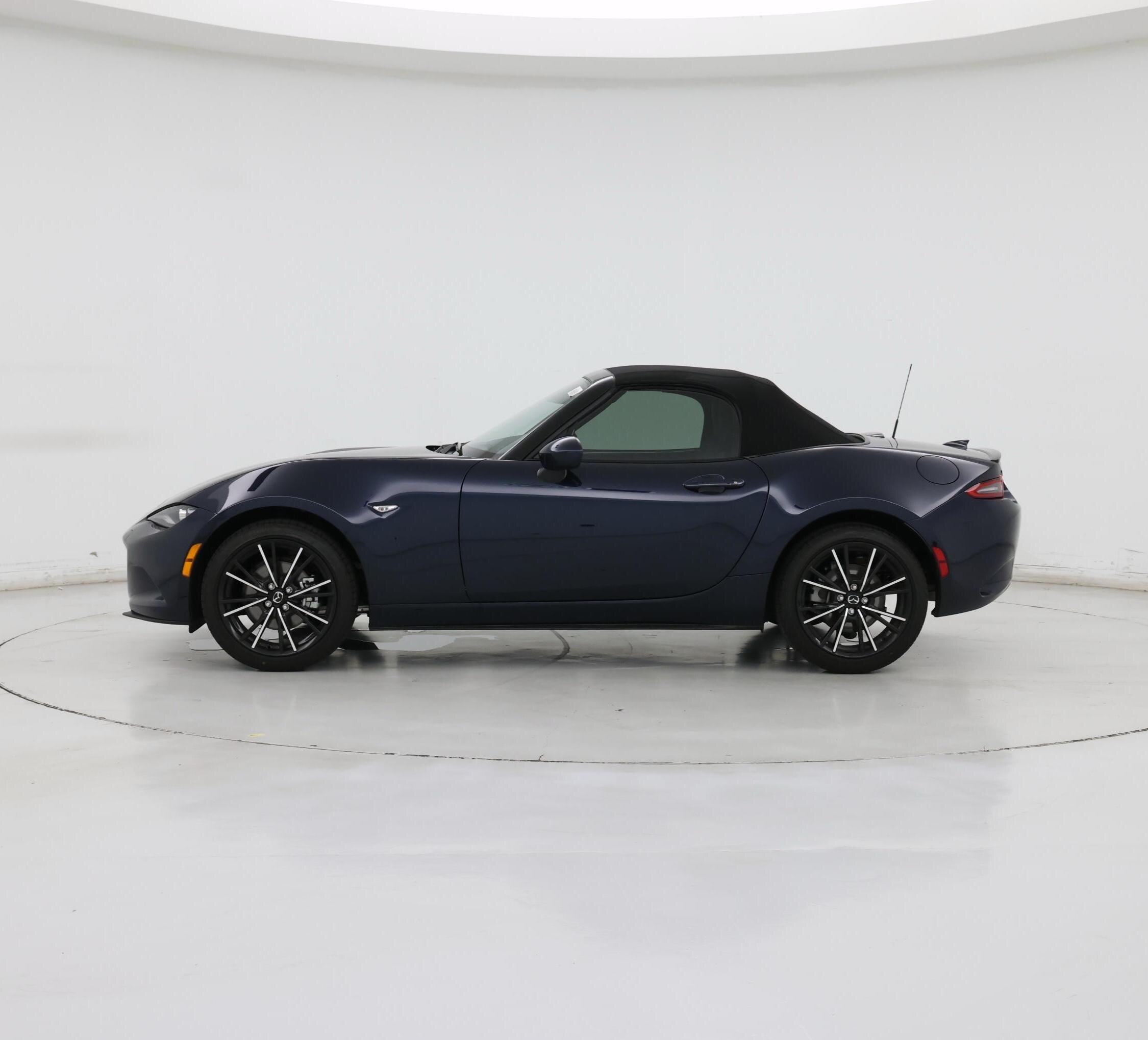 Thumbnail: 2025 Mazda MX-5 Miata - 3