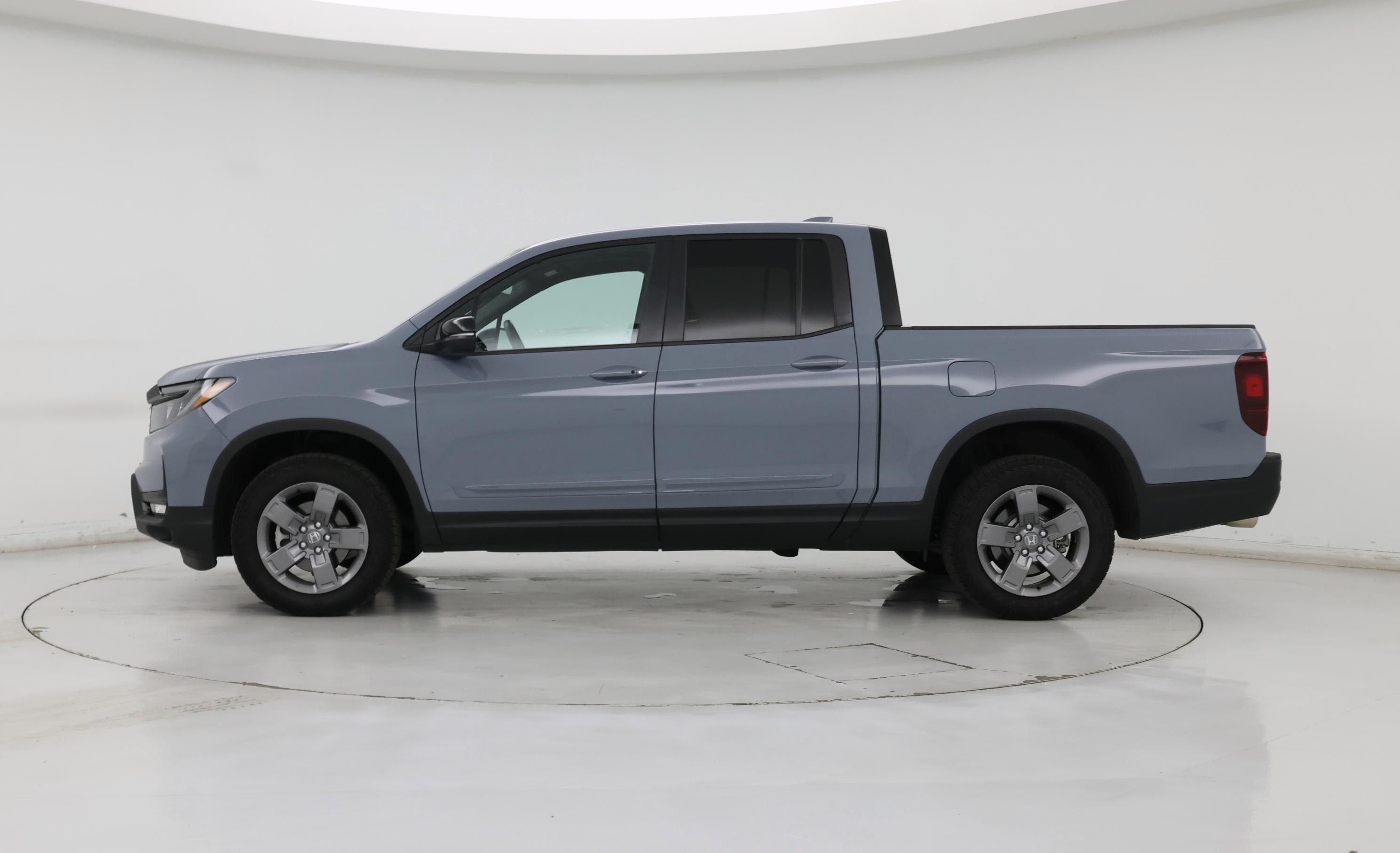 Thumbnail: 2025 Honda Ridgeline - 3