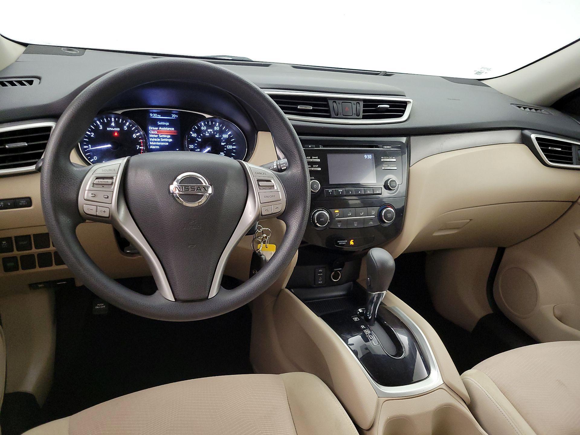 Thumbnail: 2016 Nissan Rogue - 9