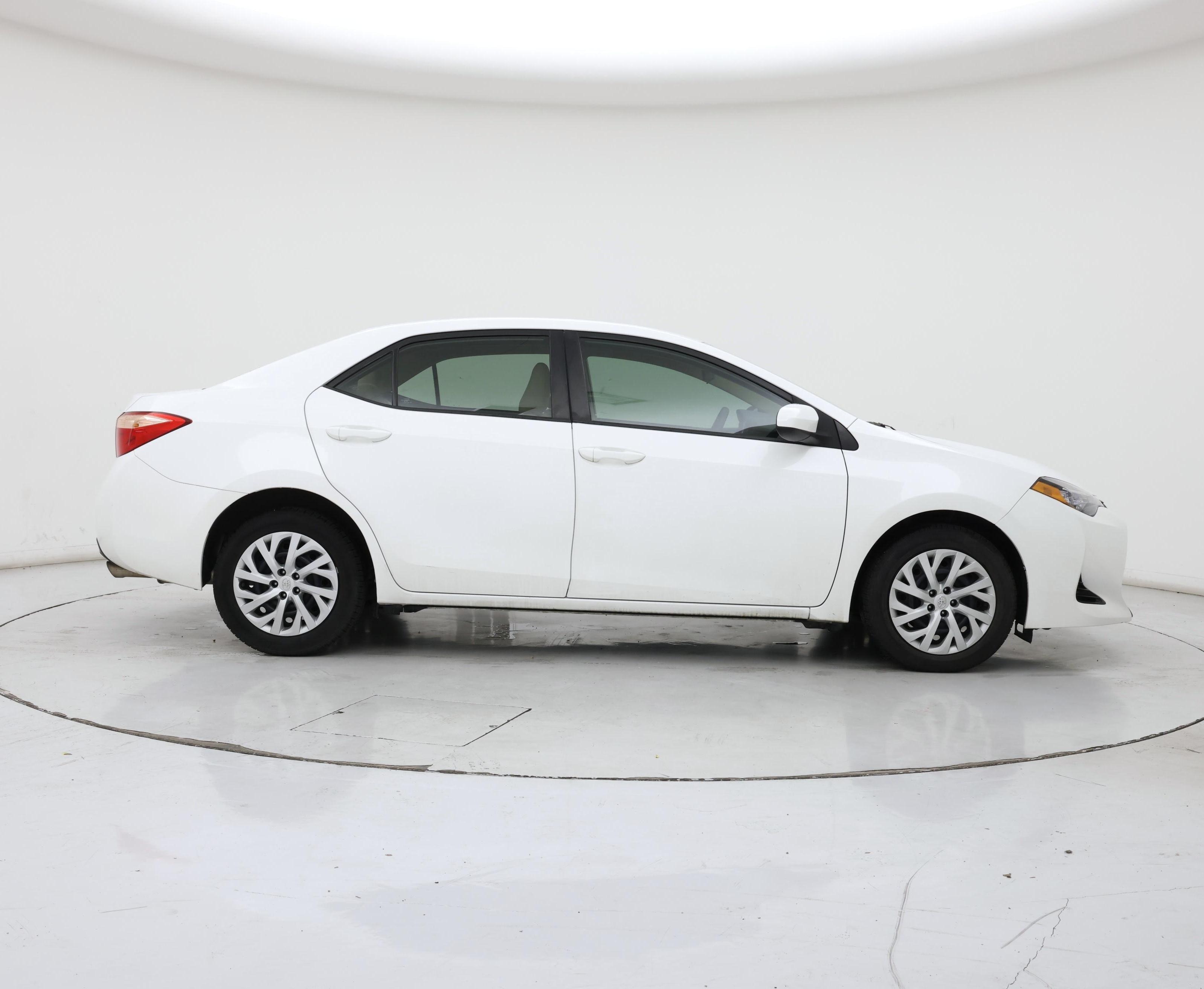 Thumbnail: 2017 Toyota Corolla - 7