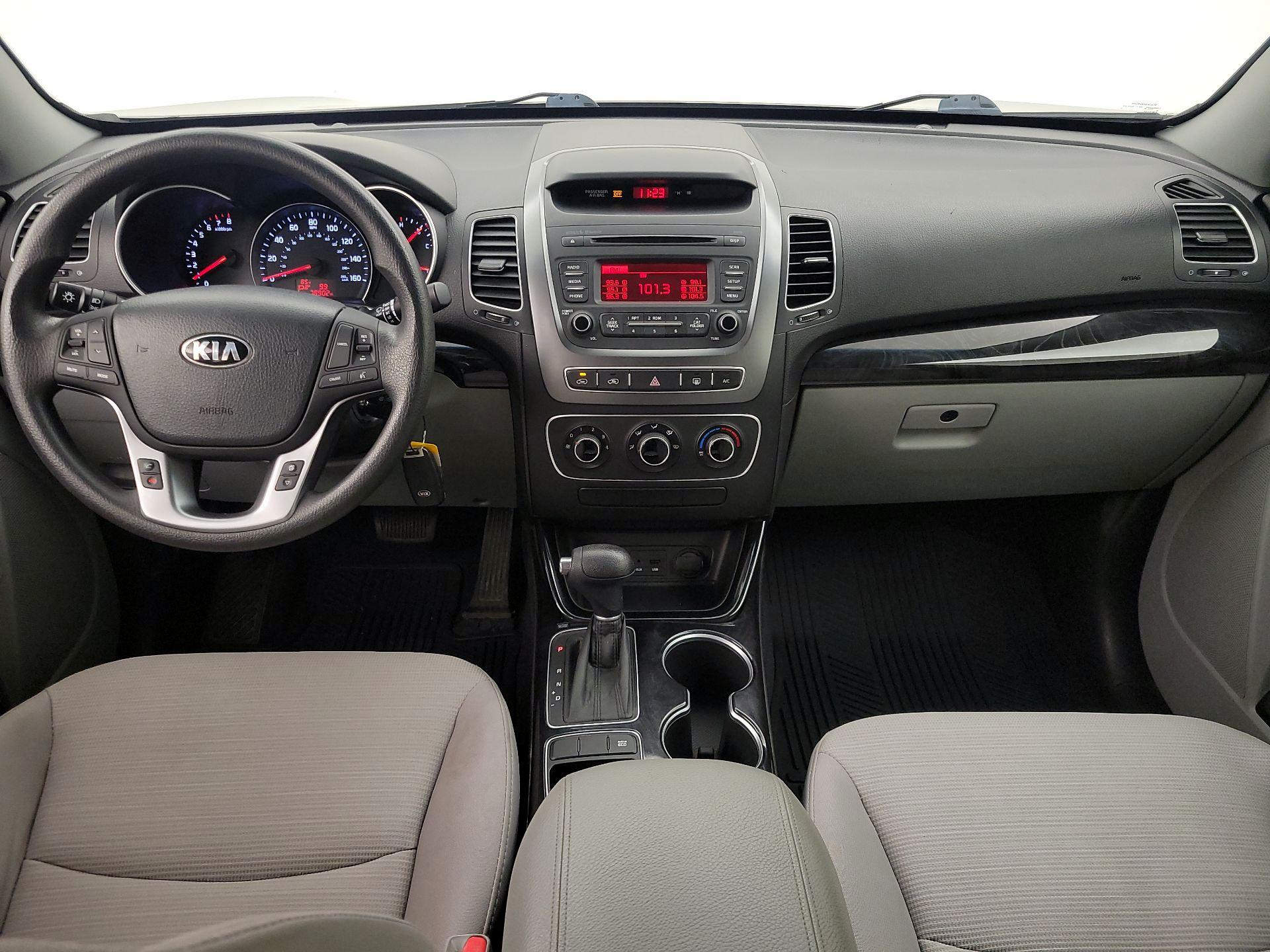 Thumbnail: 2014 Kia Sorento - 9