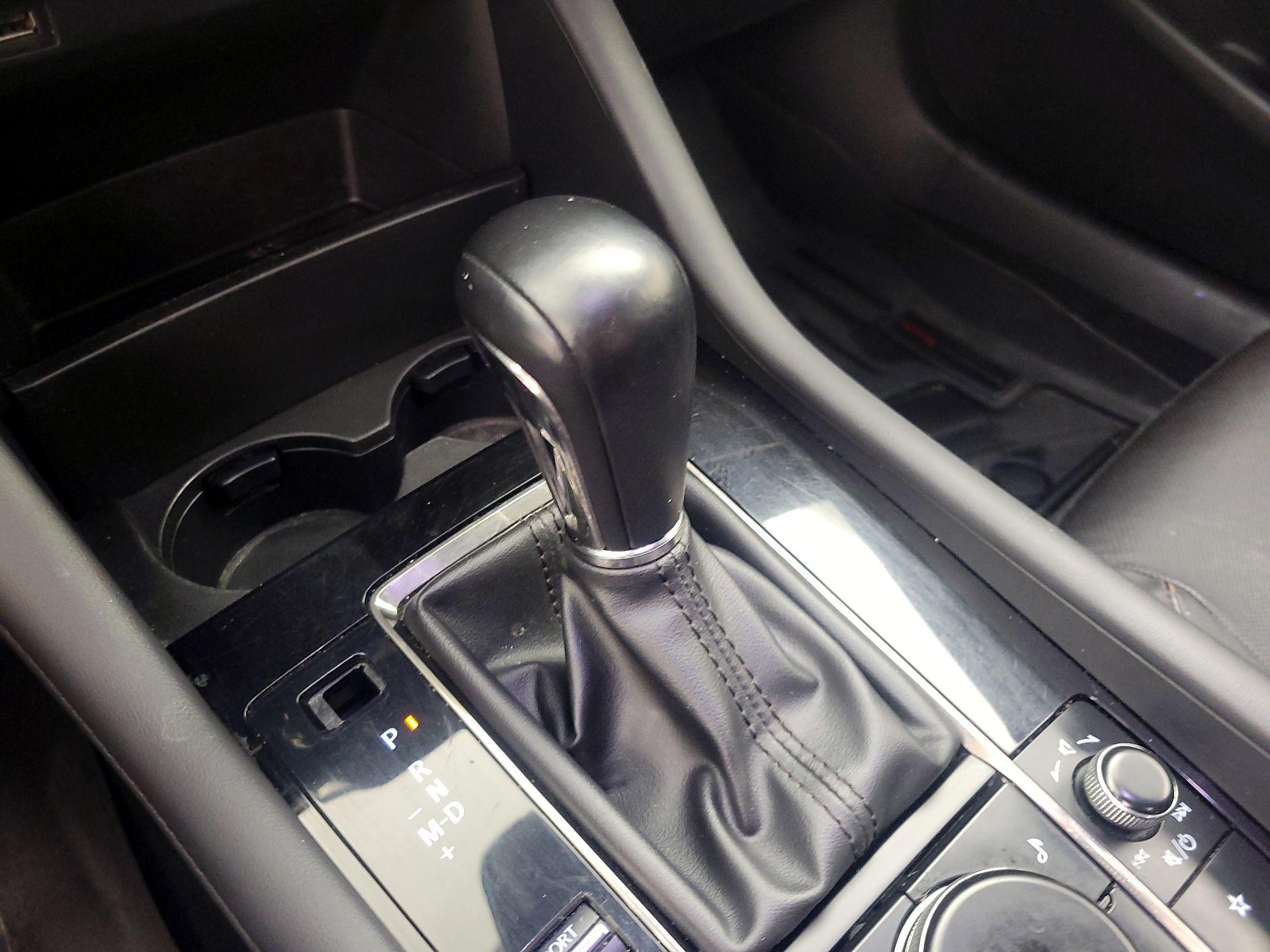 Thumbnail: 2019 Mazda Mazda3 - 17