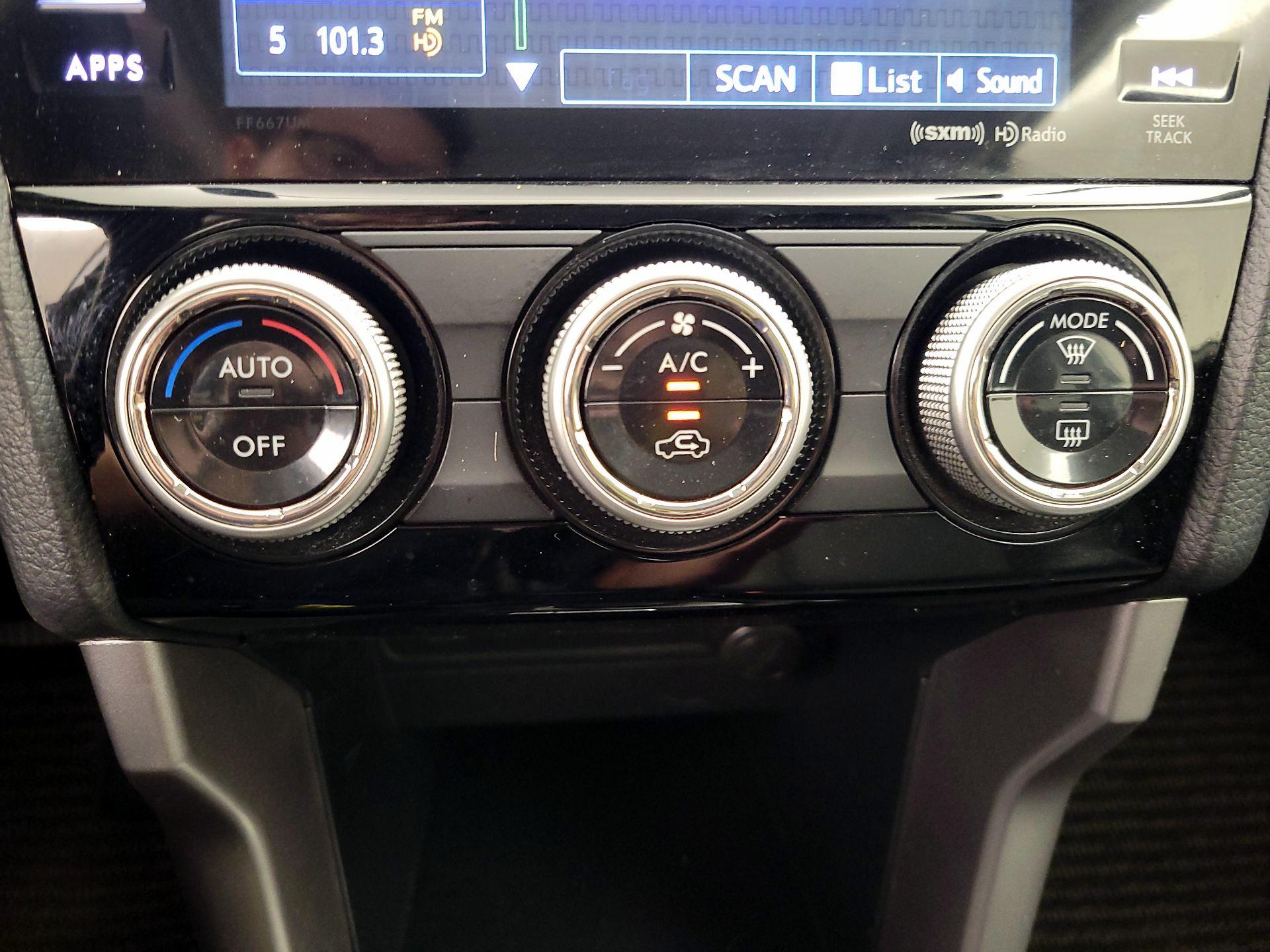 Thumbnail: 2016 Subaru Forester - 16