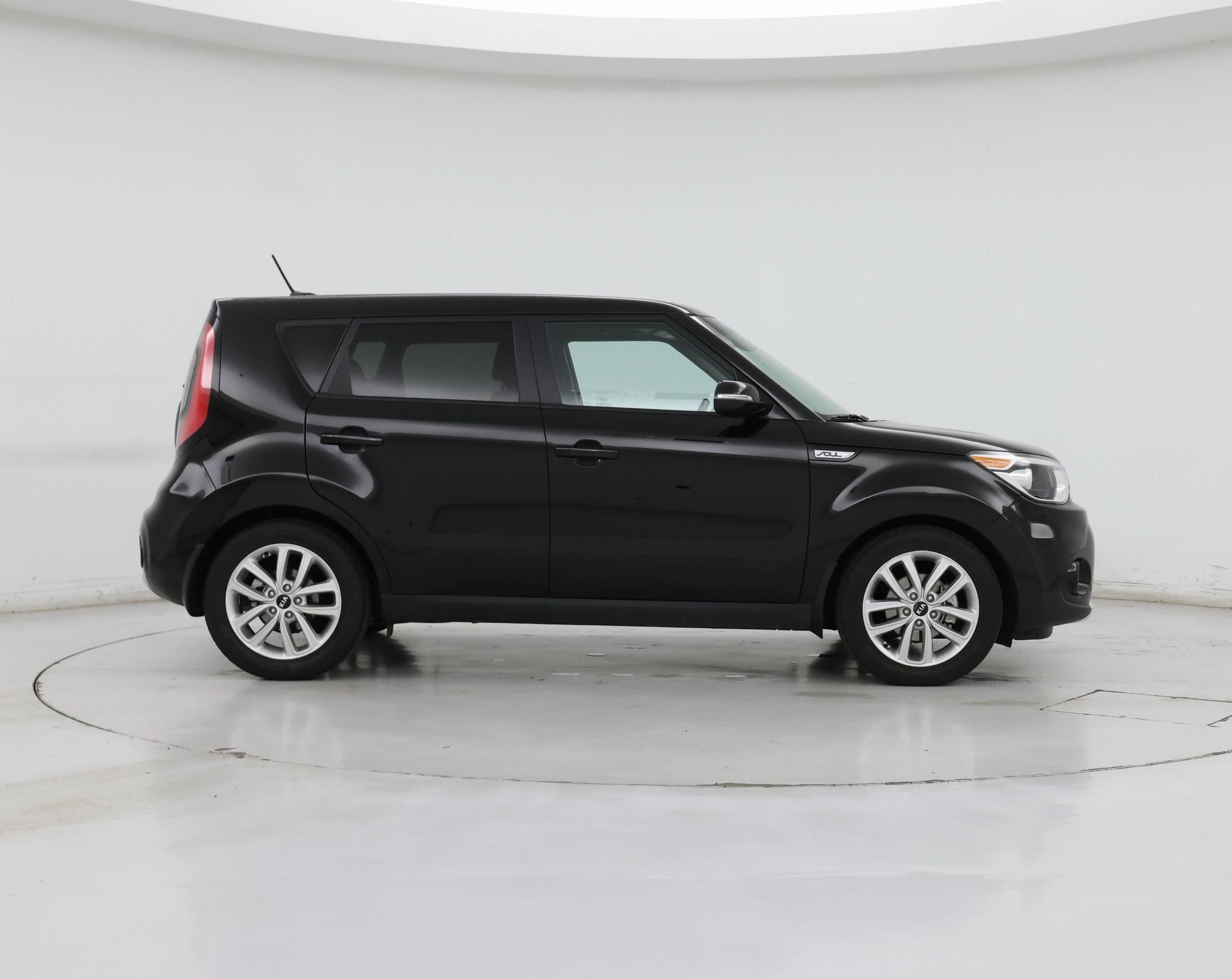 Thumbnail: 2017 Kia Soul - 7
