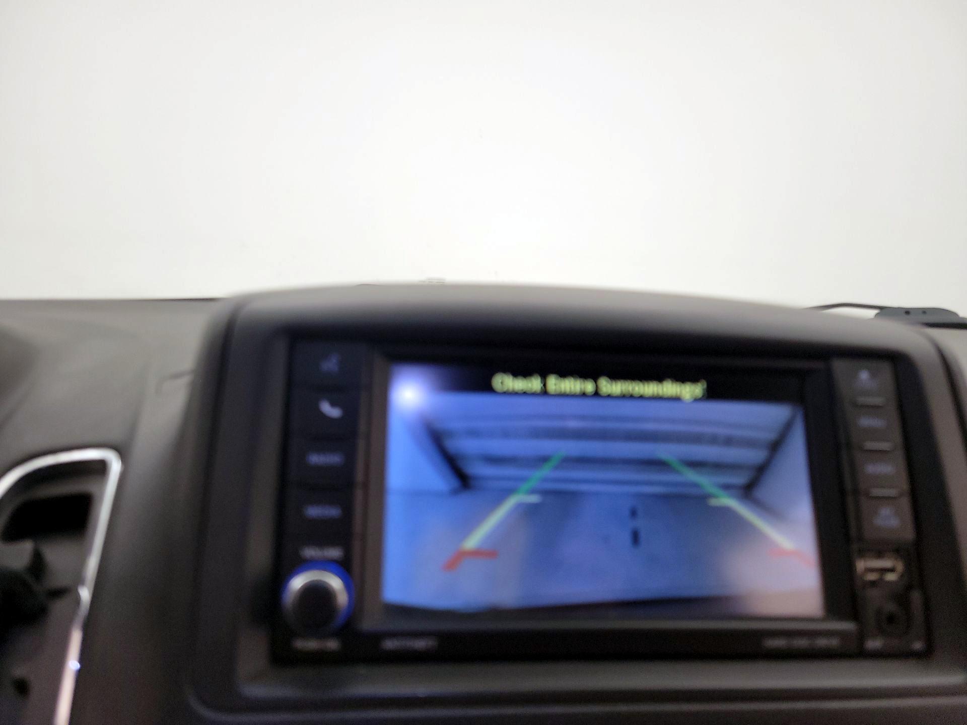Thumbnail: 2016 Dodge Grand Caravan - 14