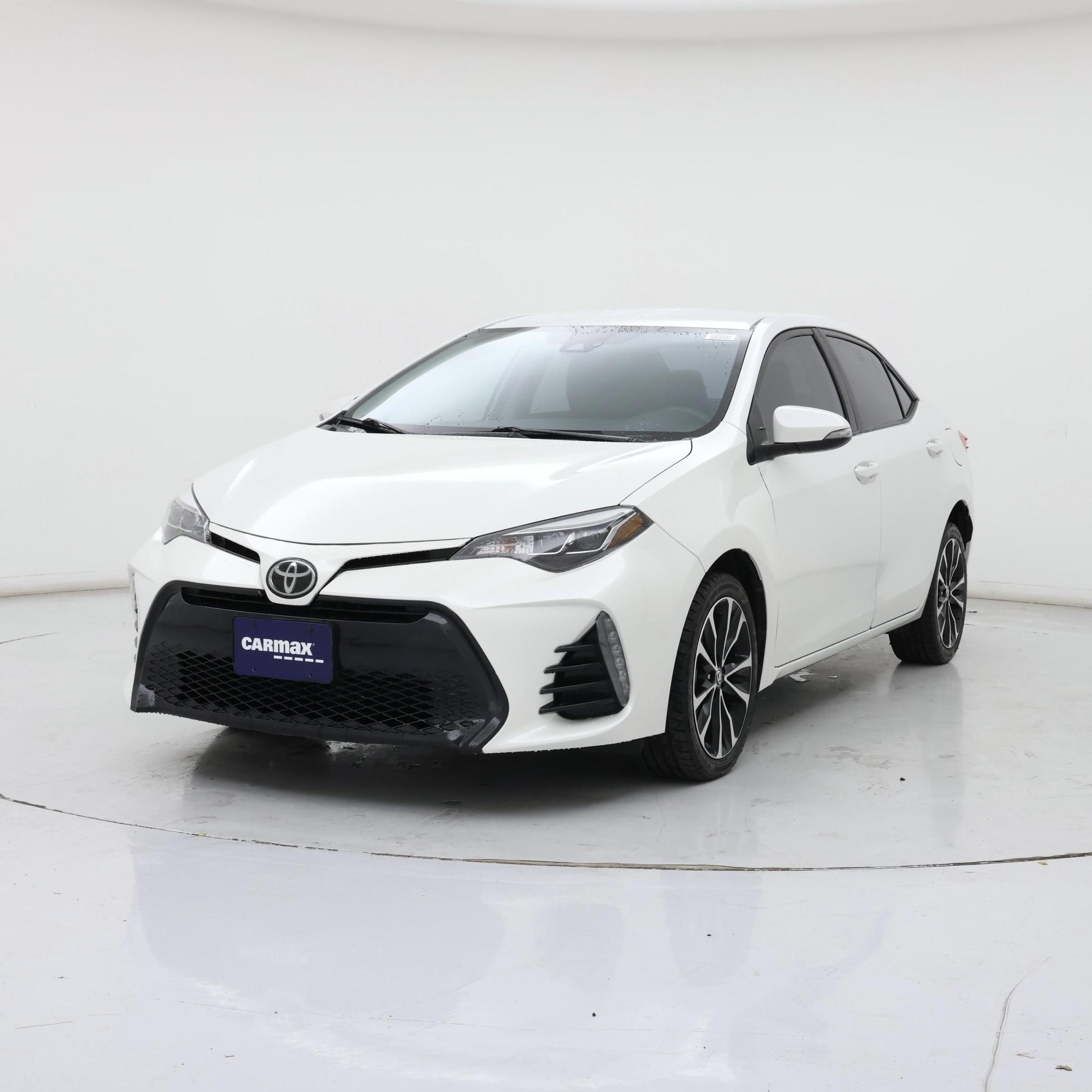 Thumbnail: 2017 Toyota Corolla - 4