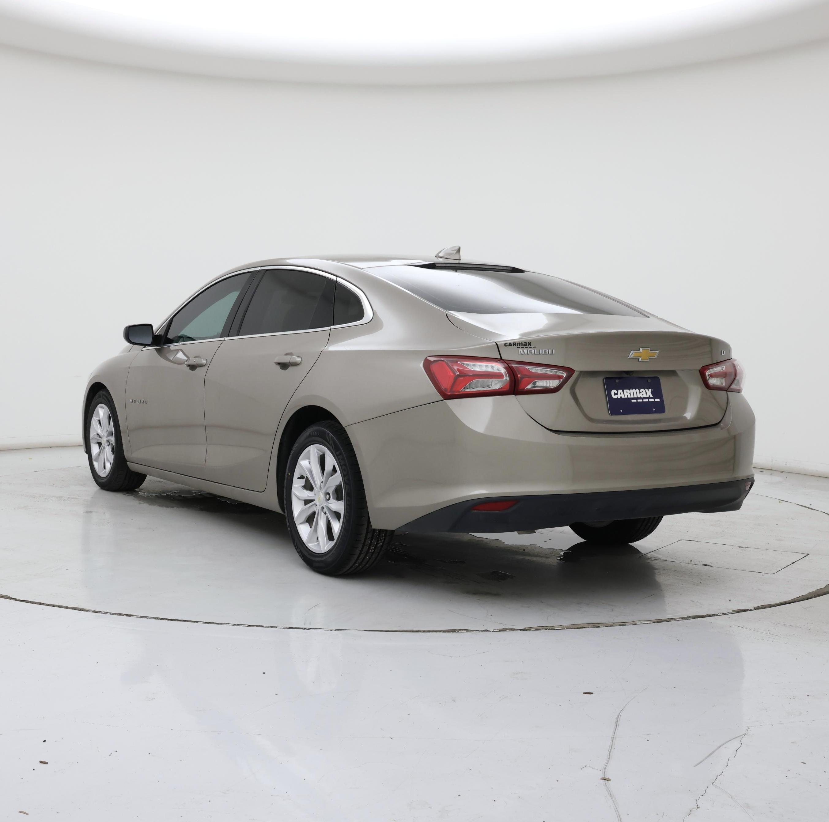 Thumbnail: 2022 Chevrolet Malibu - 2