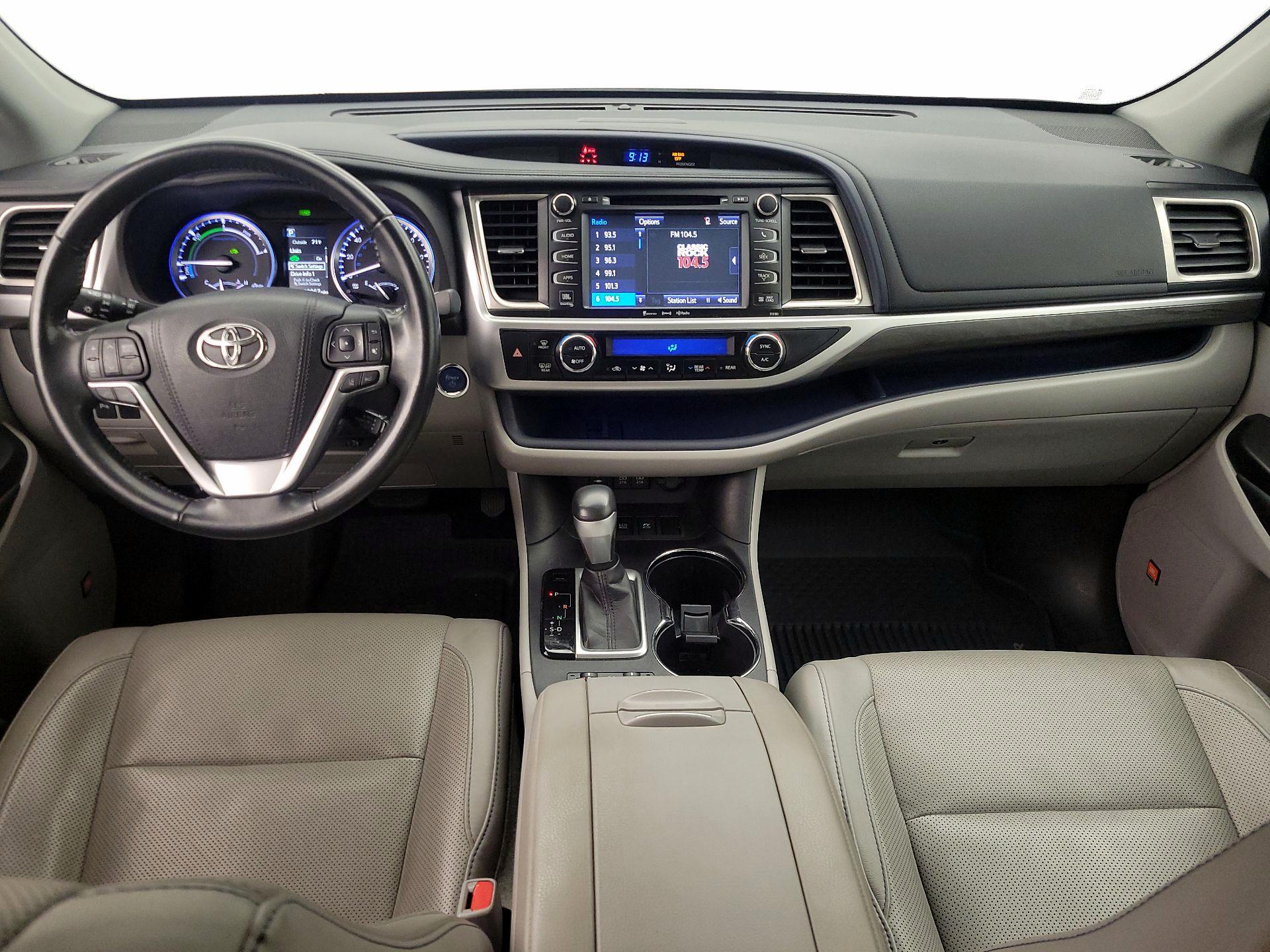 Thumbnail: 2017 Toyota Highlander - 9
