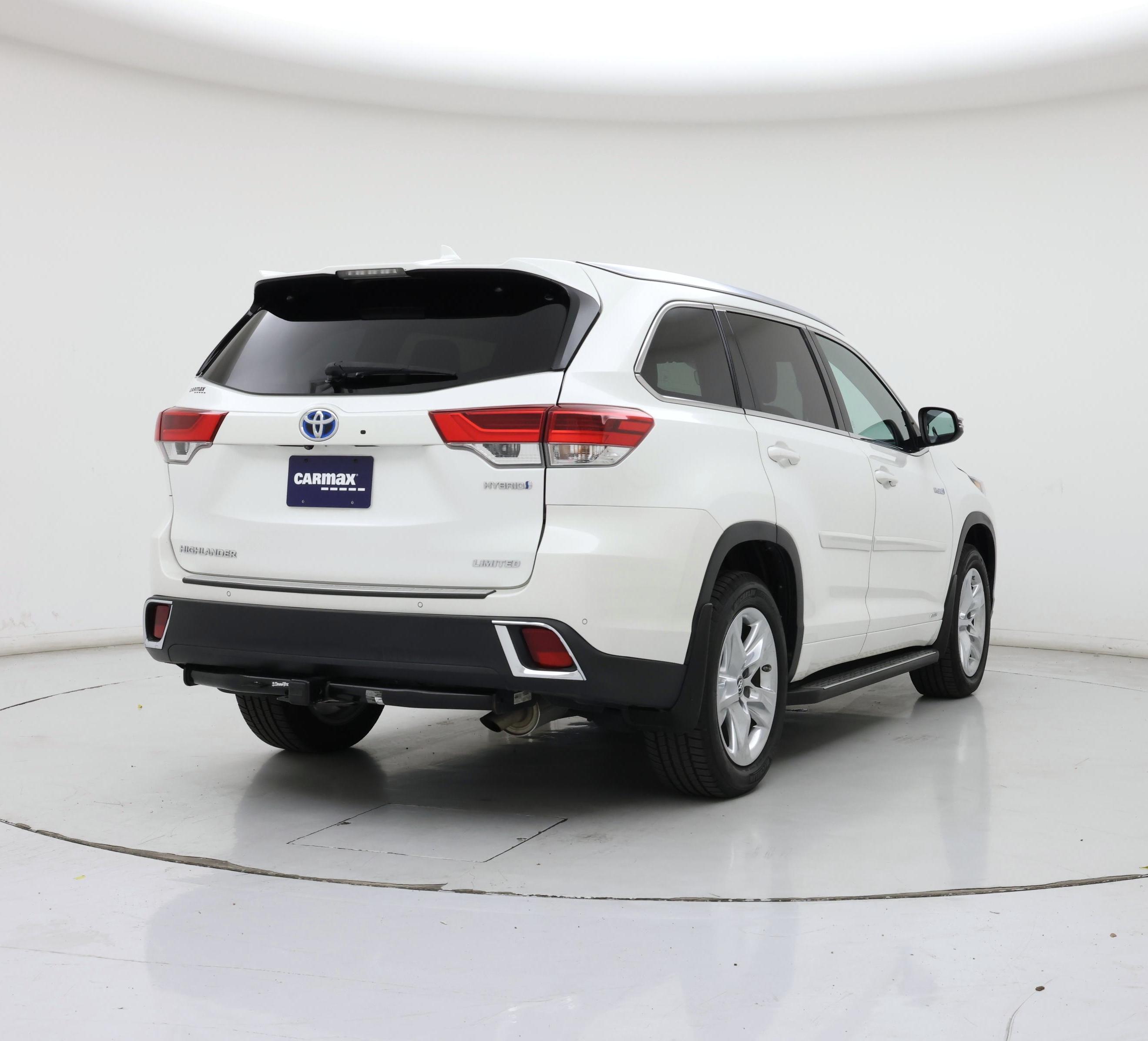 Thumbnail: 2017 Toyota Highlander - 8