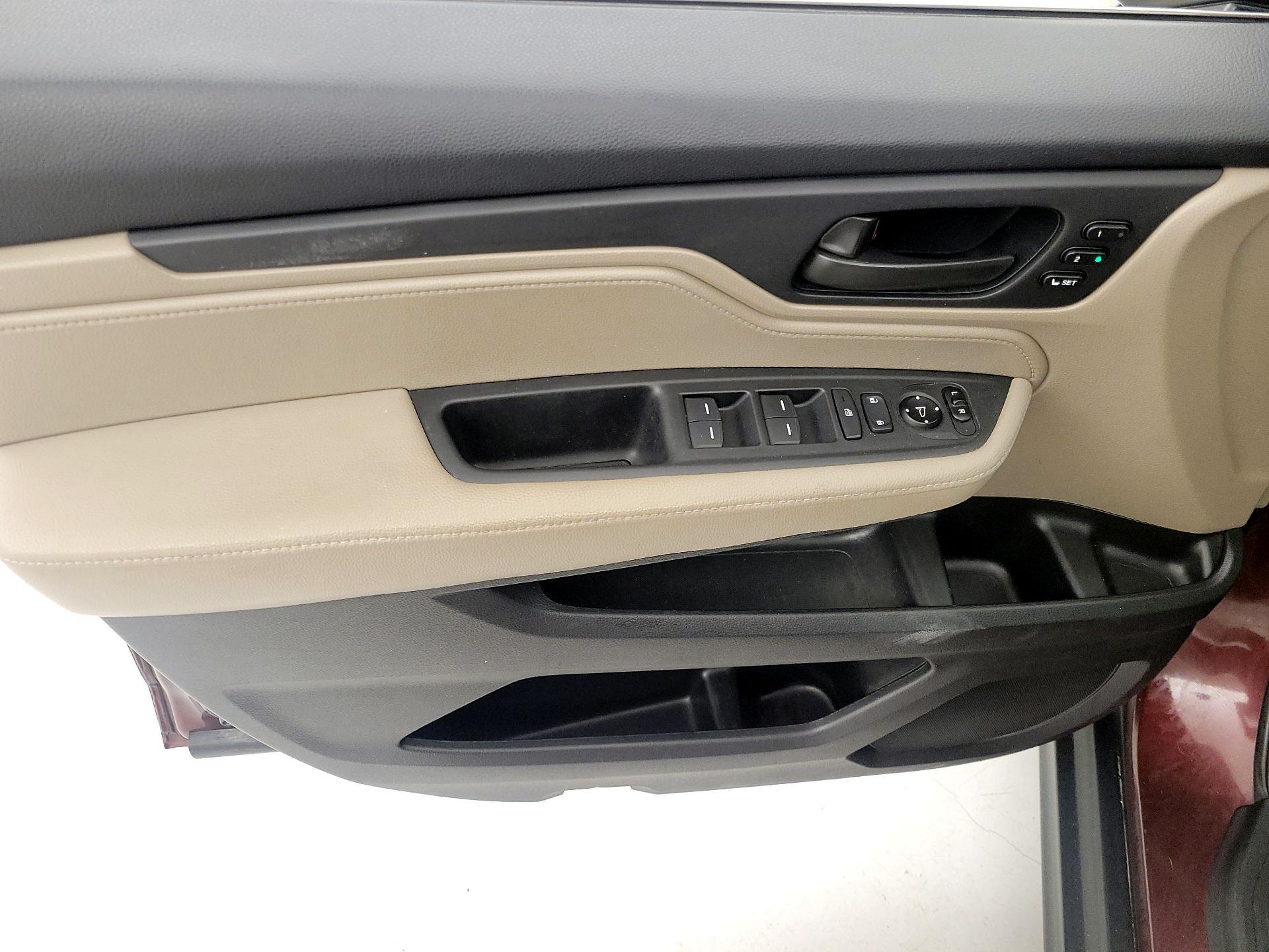 Thumbnail: 2020 Honda Odyssey - 12