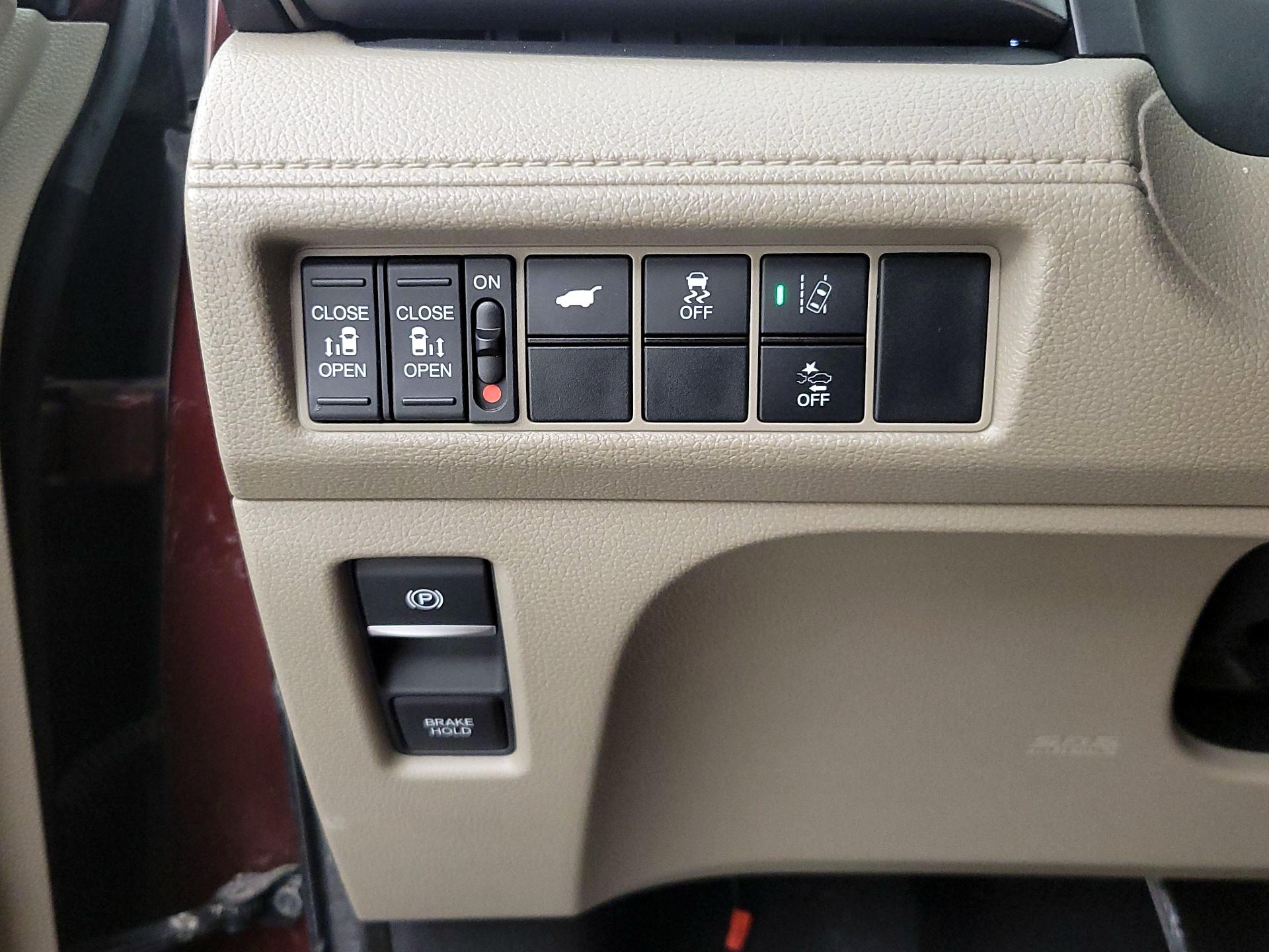 Thumbnail: 2020 Honda Odyssey - 13