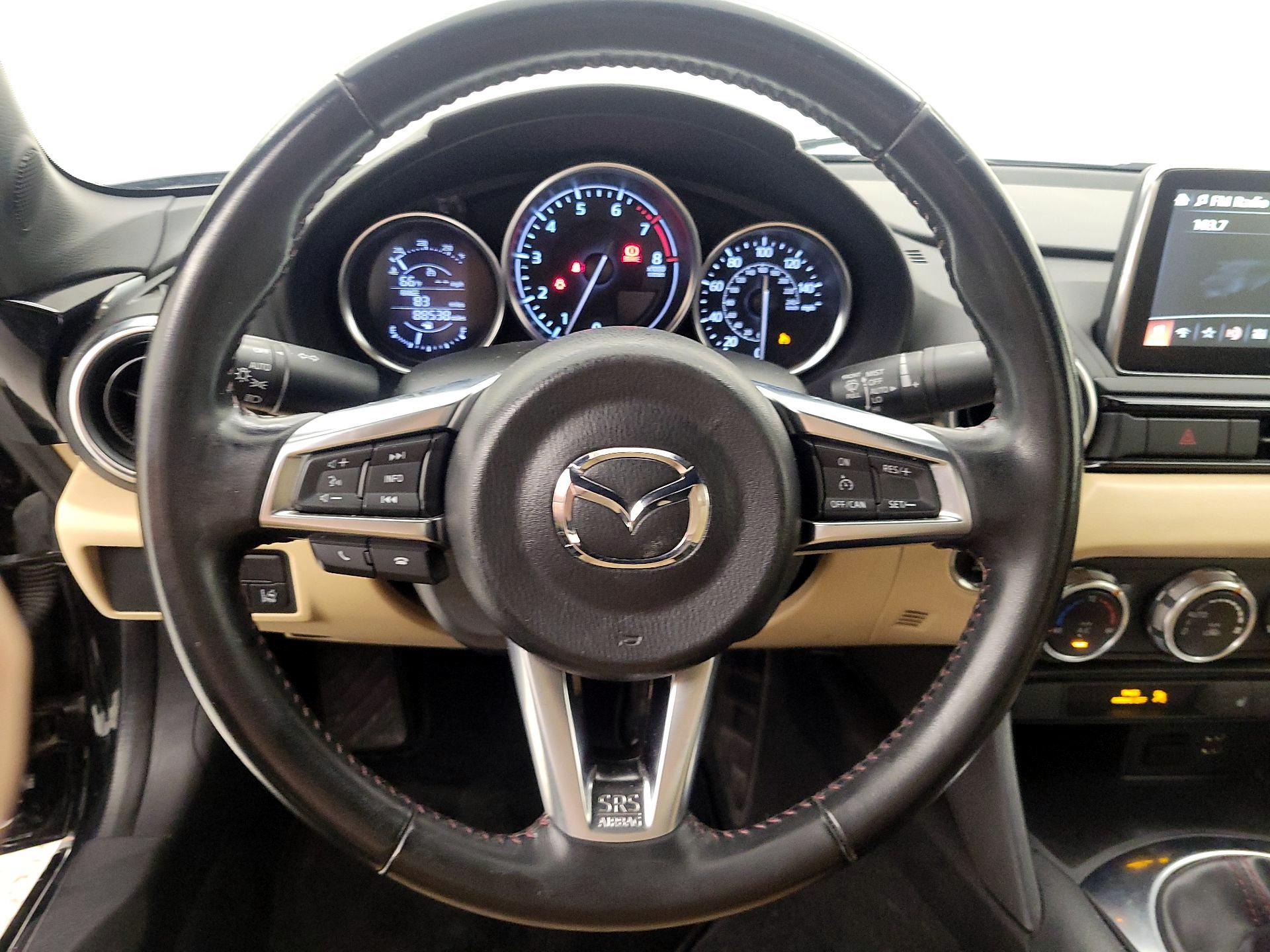 Thumbnail: 2017 Mazda MX-5 Miata - 10