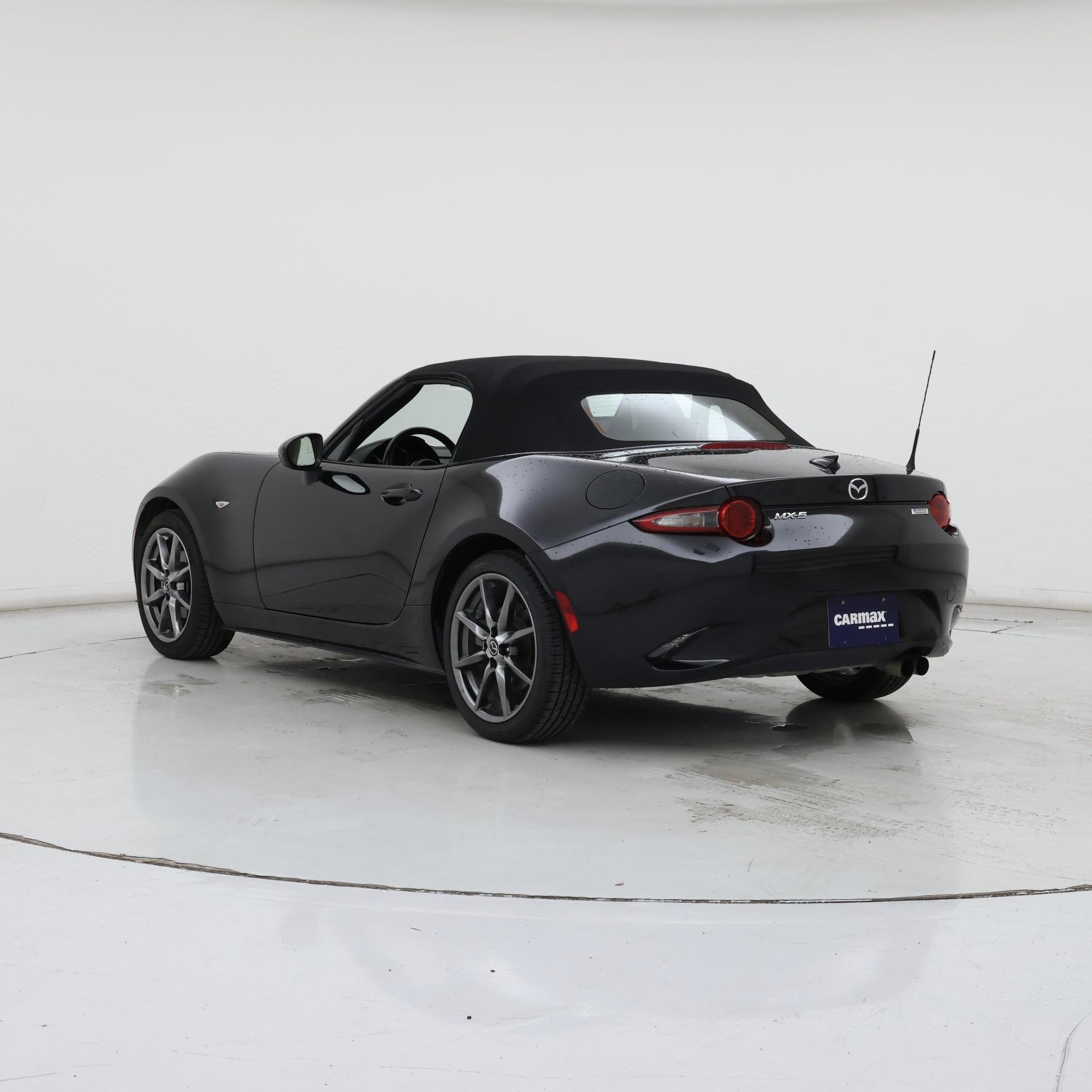 Thumbnail: 2017 Mazda MX-5 Miata - 2