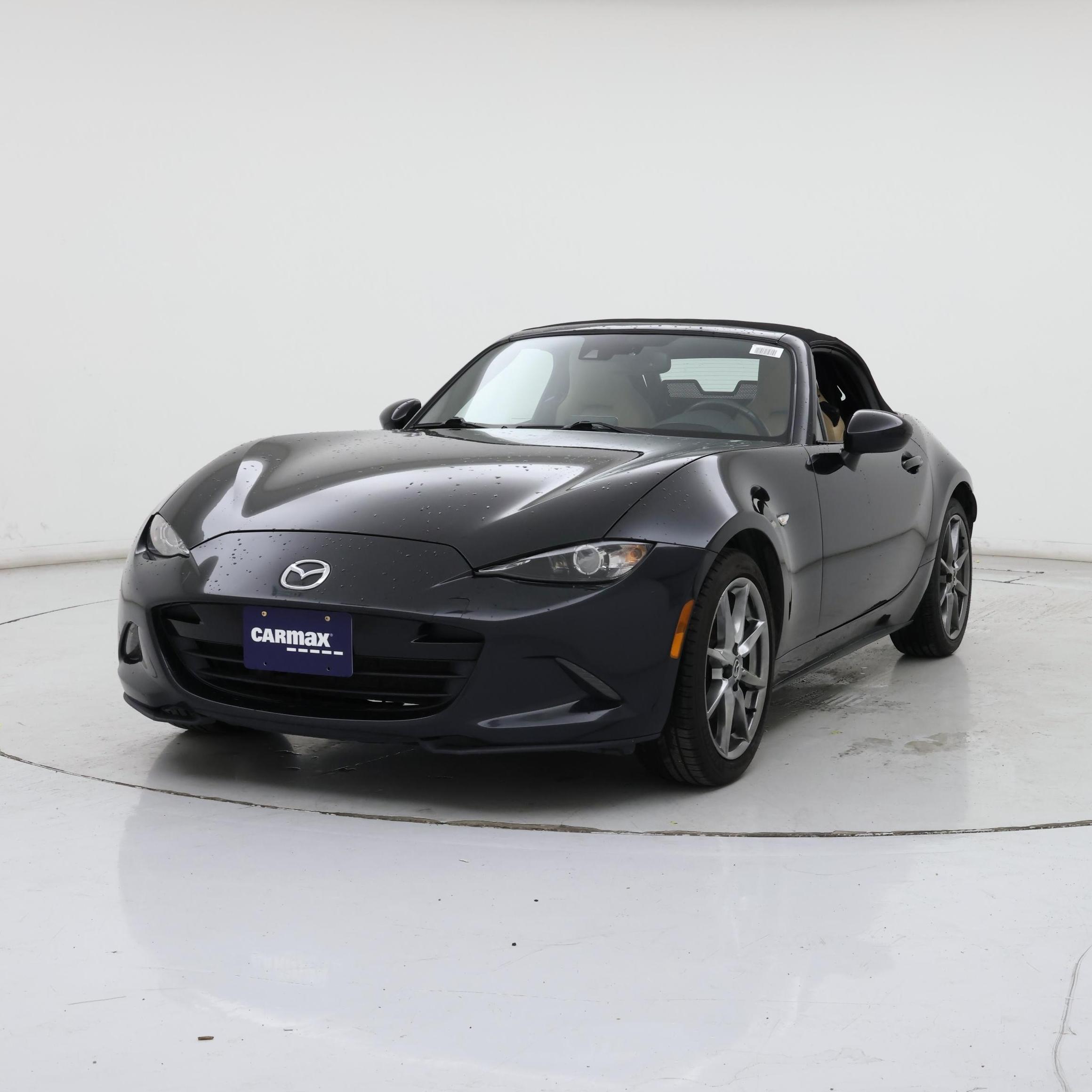 Thumbnail: 2017 Mazda MX-5 Miata - 4
