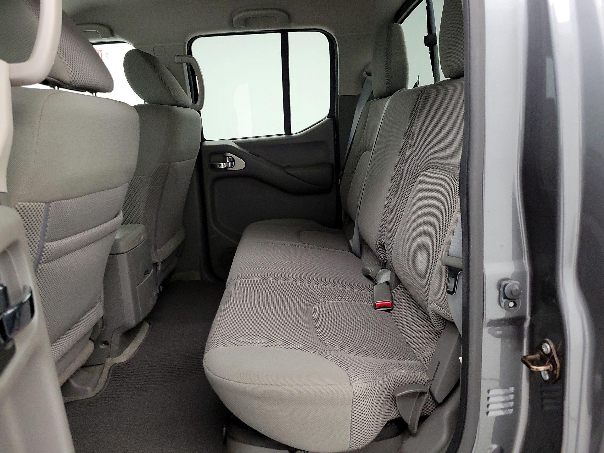 Thumbnail: 2016 Nissan Frontier - 18