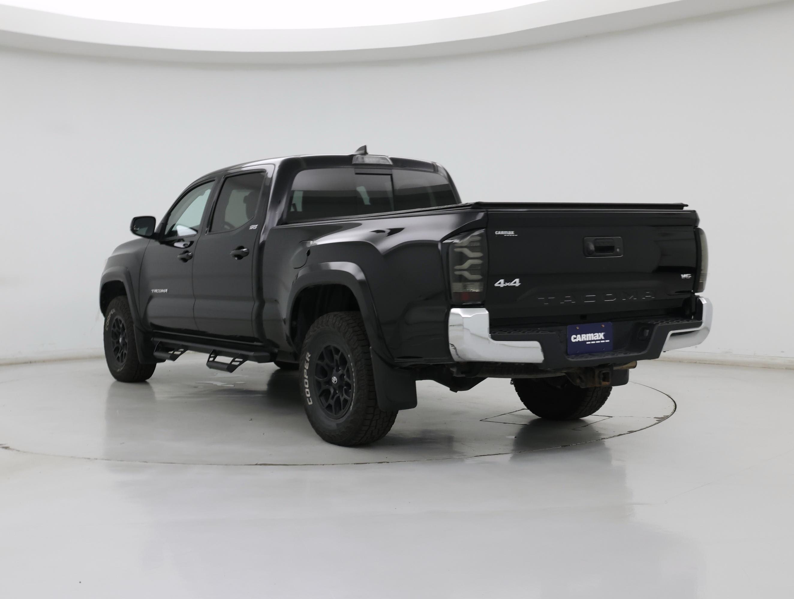 Thumbnail: 2019 Toyota Tacoma - 2