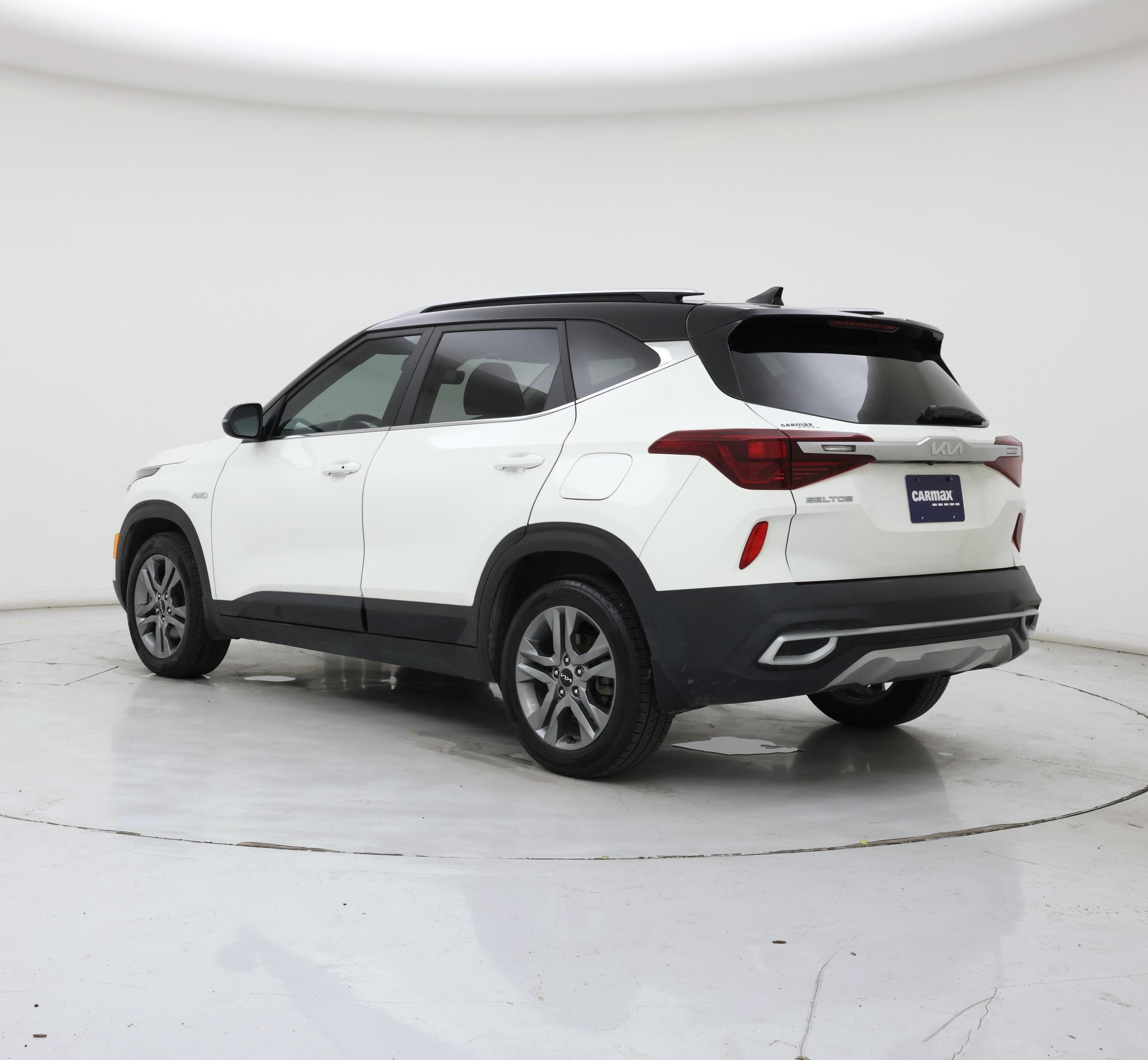 Thumbnail: 2022 Kia Seltos - 2