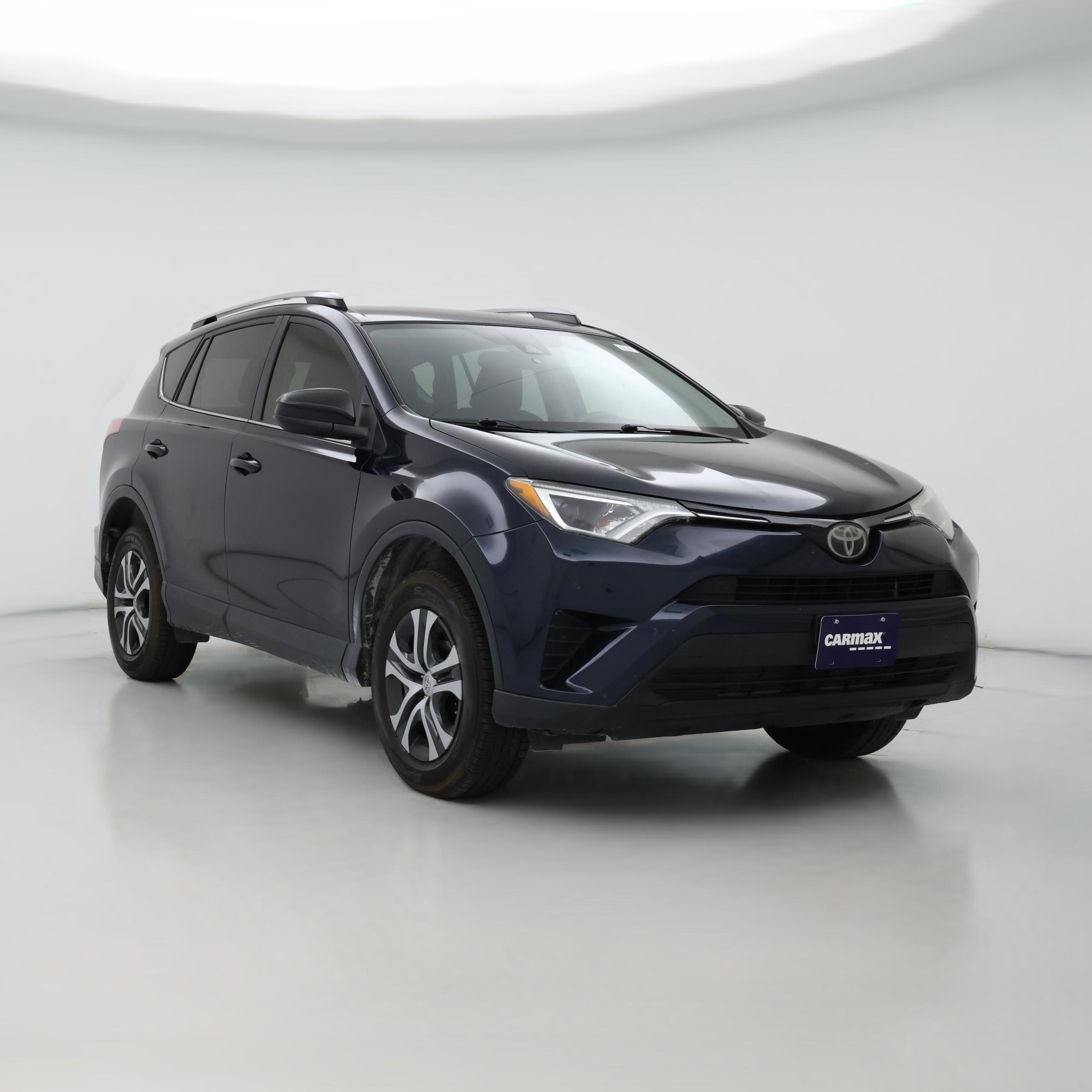 Thumbnail: 2018 Toyota RAV4 - 1