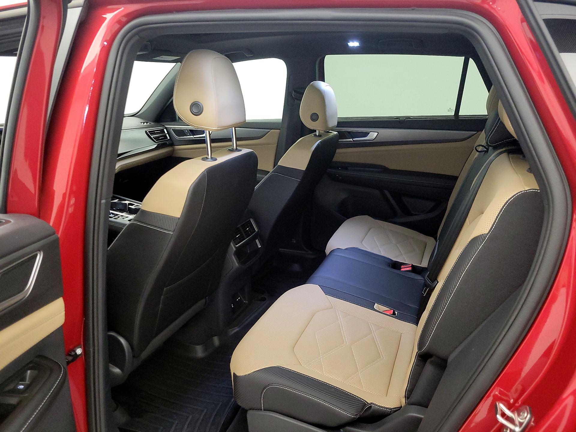 Thumbnail: 2025 Volkswagen Atlas - 20