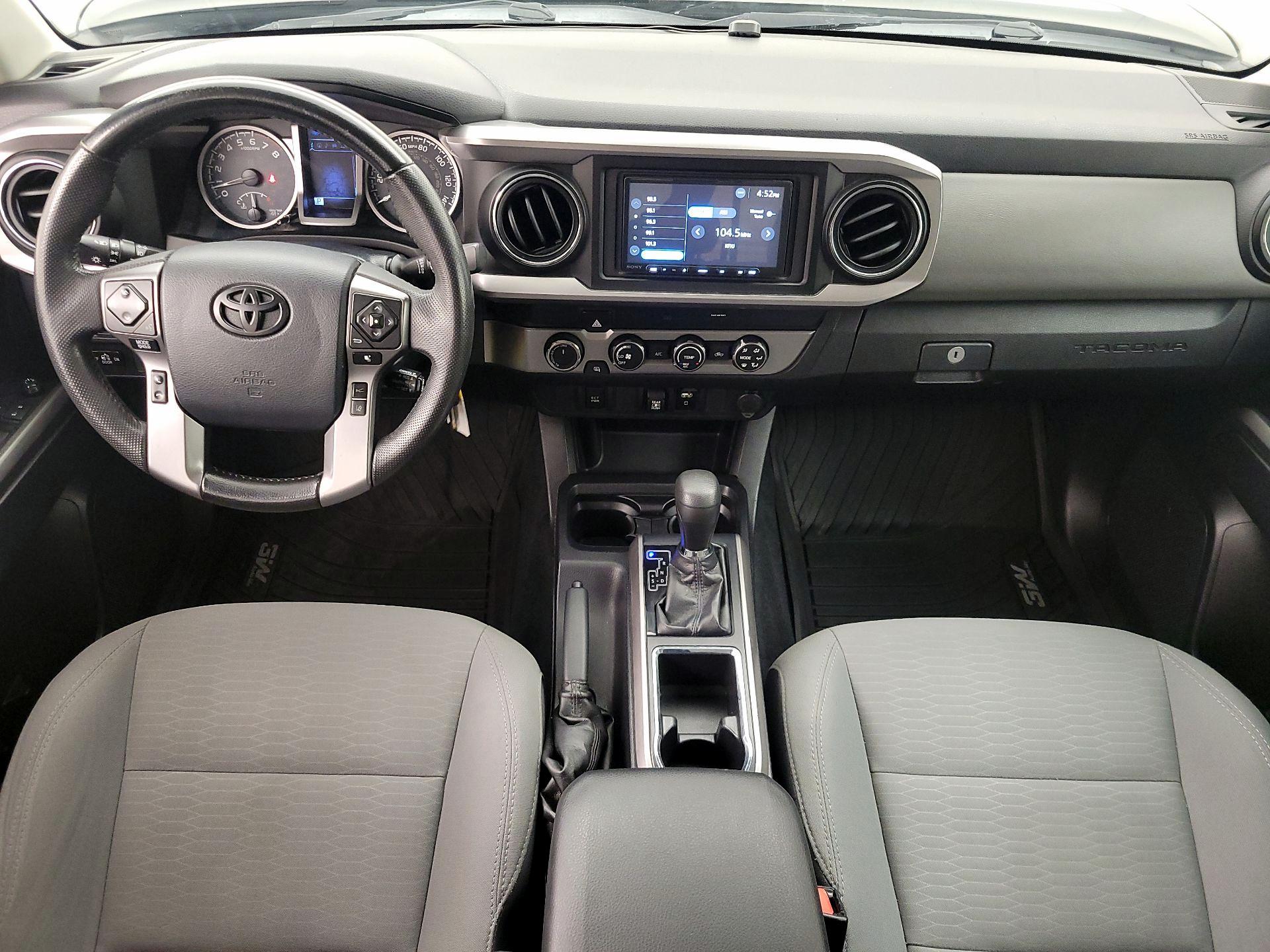 Thumbnail: 2019 Toyota Tacoma - 9