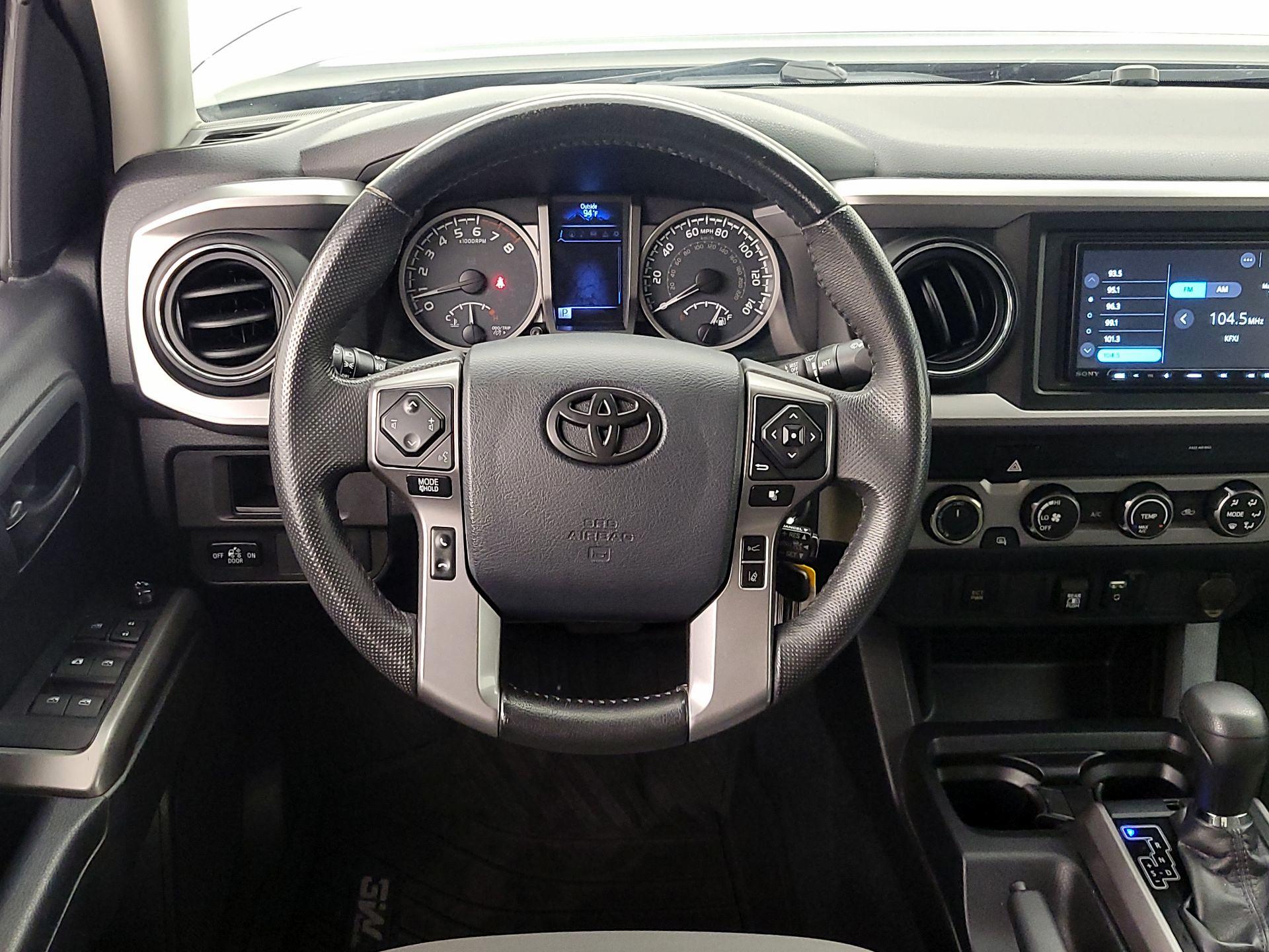 Thumbnail: 2019 Toyota Tacoma - 10
