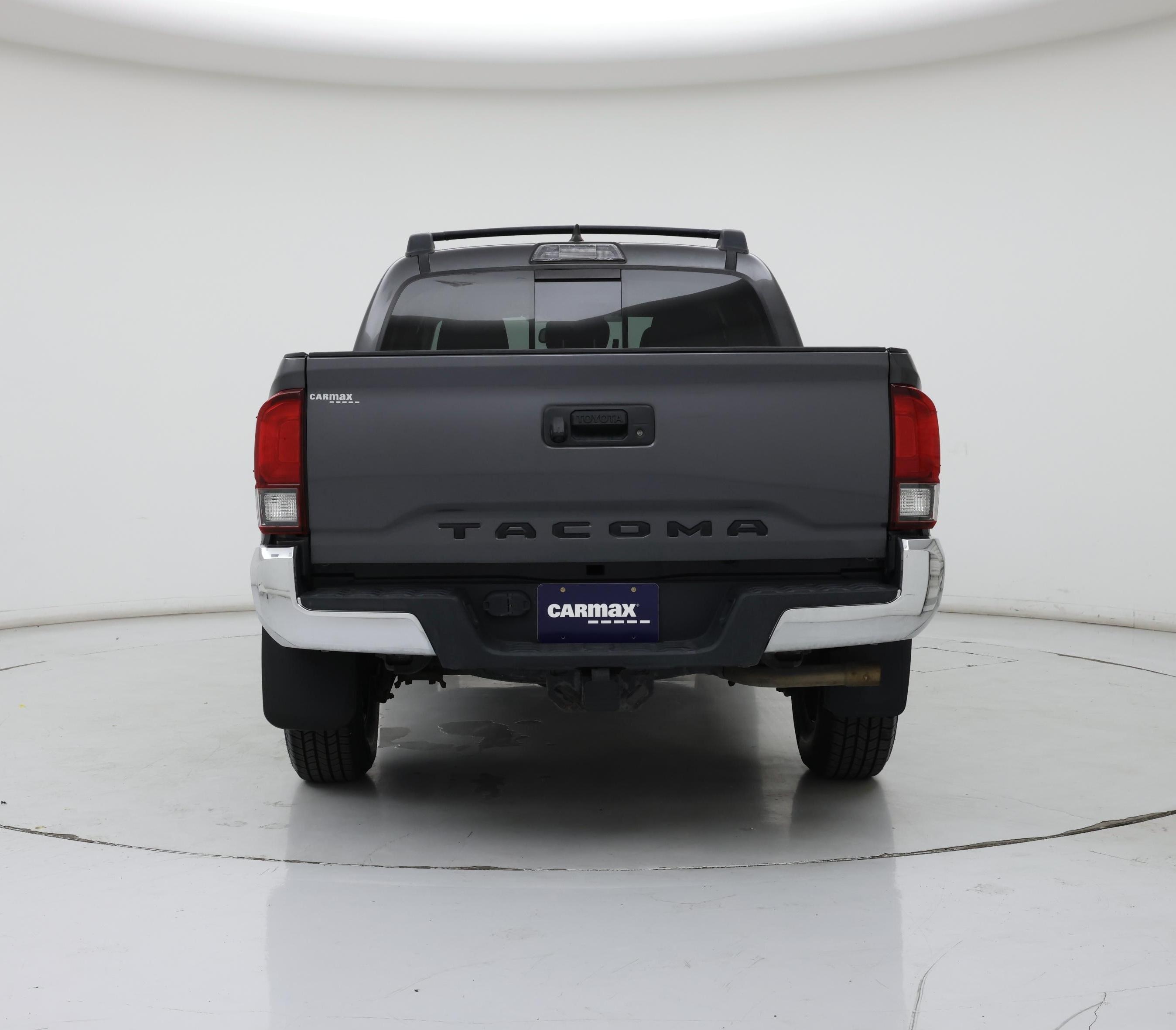 Thumbnail: 2019 Toyota Tacoma - 6
