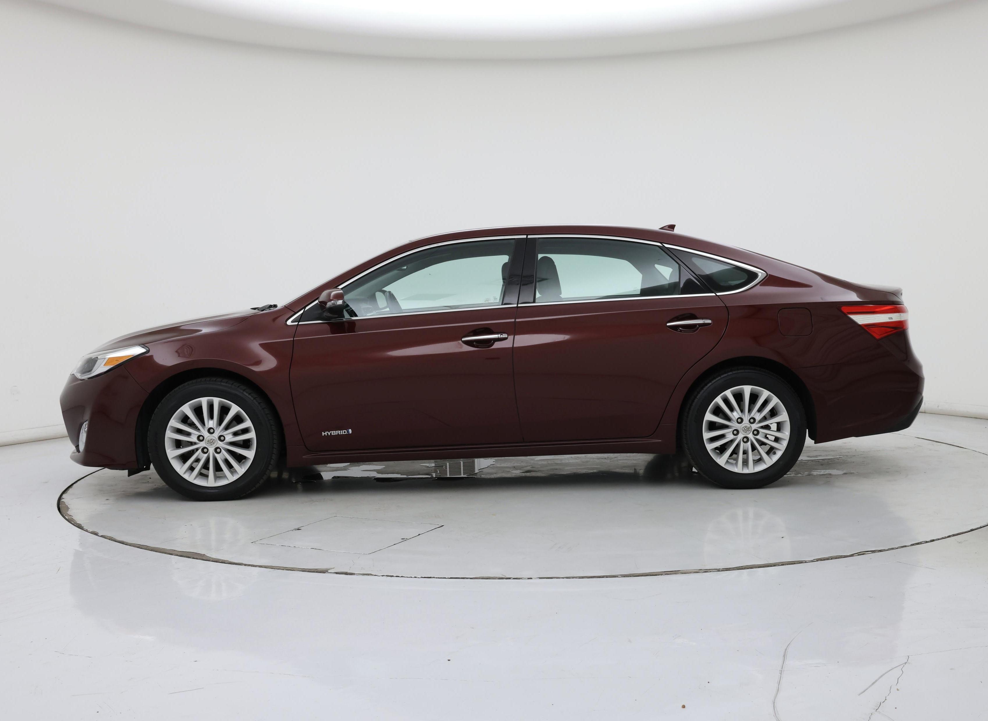 Thumbnail: 2014 Toyota Avalon - 3