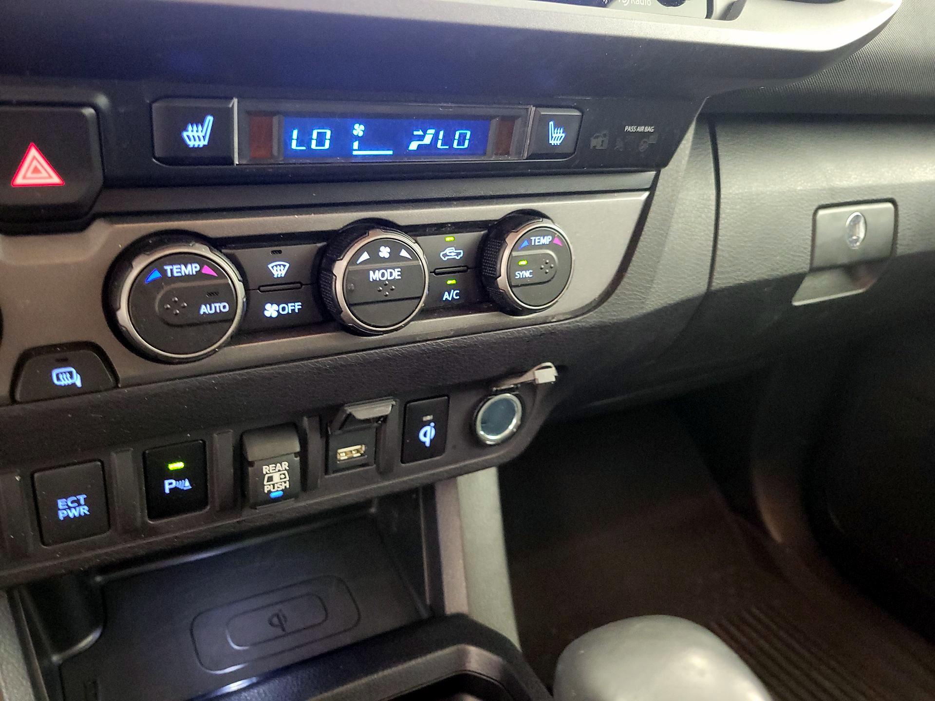 Thumbnail: 2021 Toyota Tacoma - 17