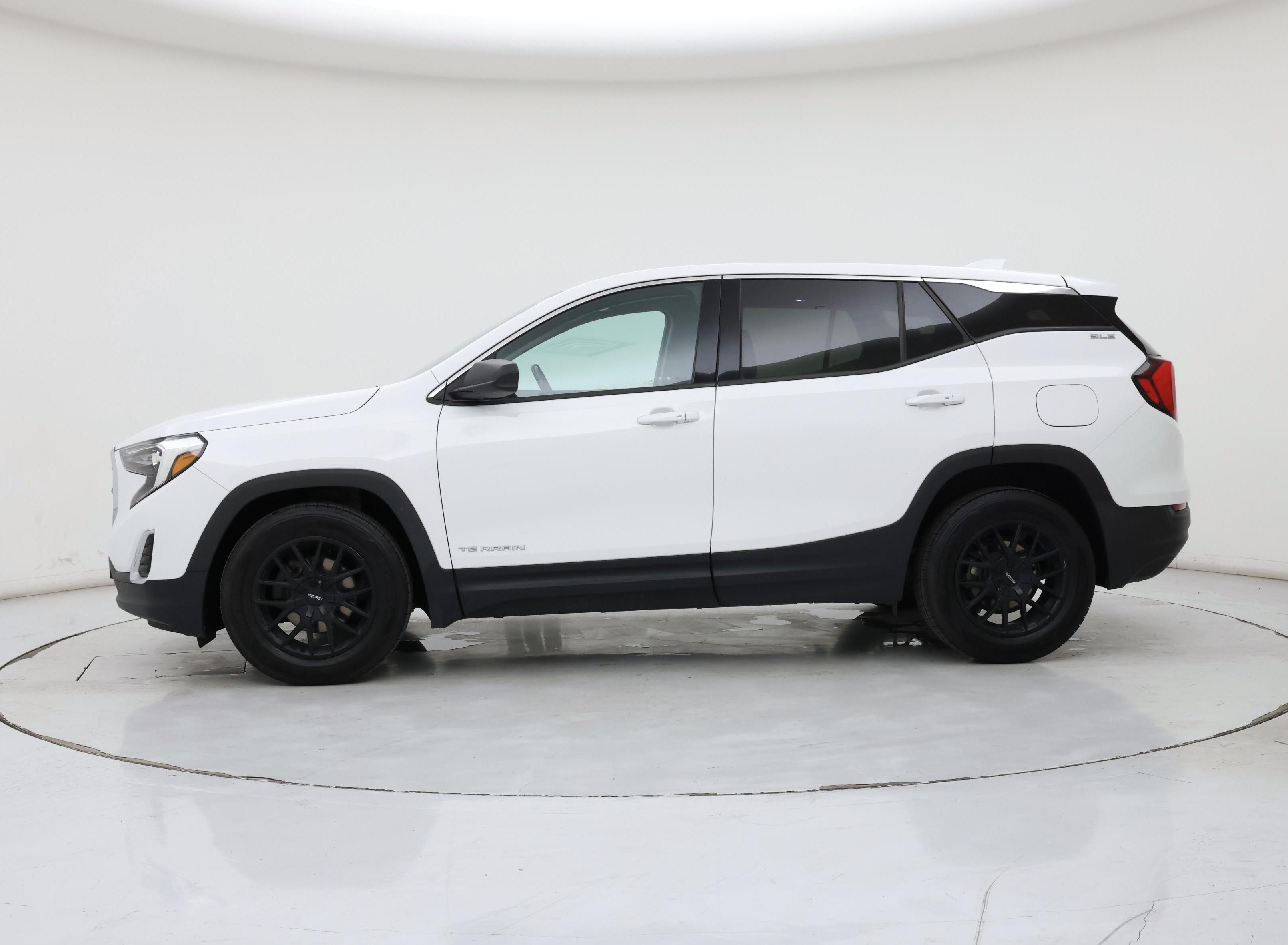 Thumbnail: 2019 GMC Terrain - 3