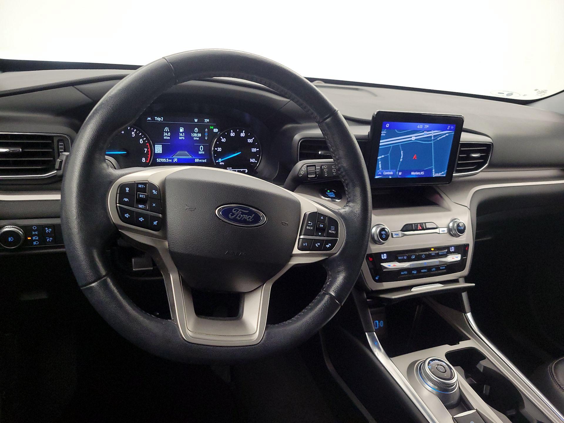Thumbnail: 2021 Ford Explorer - 9