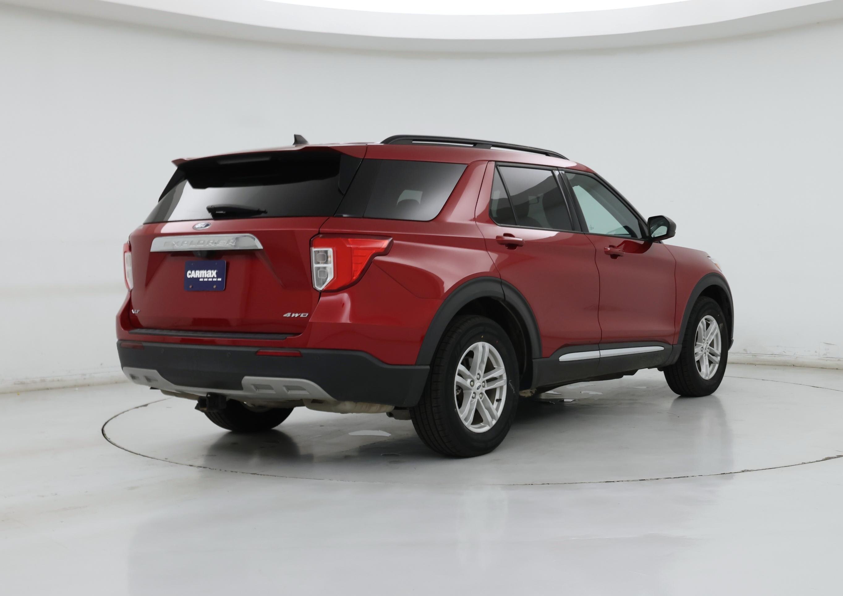 Thumbnail: 2021 Ford Explorer - 8