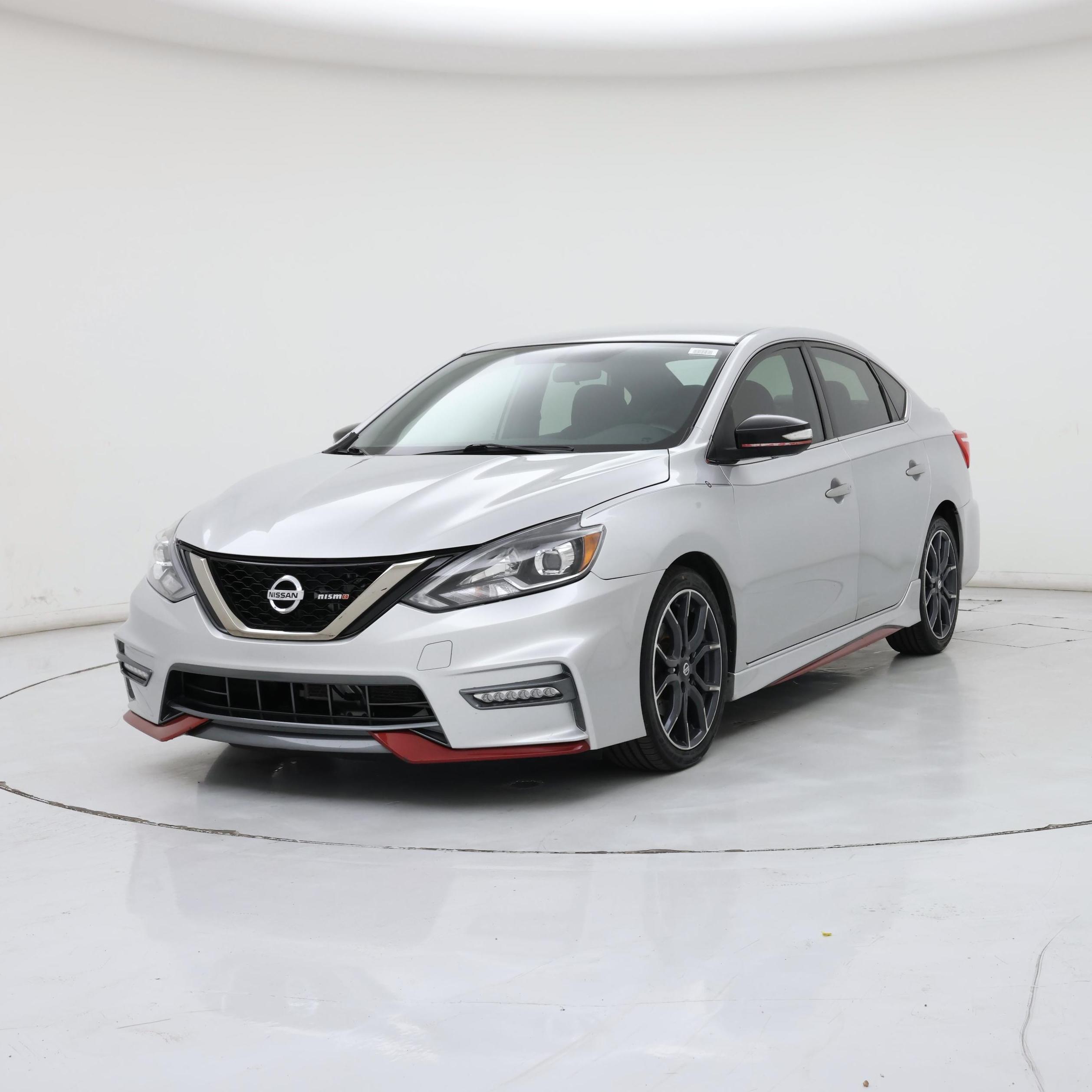 Thumbnail: 2017 Nissan Sentra - 4