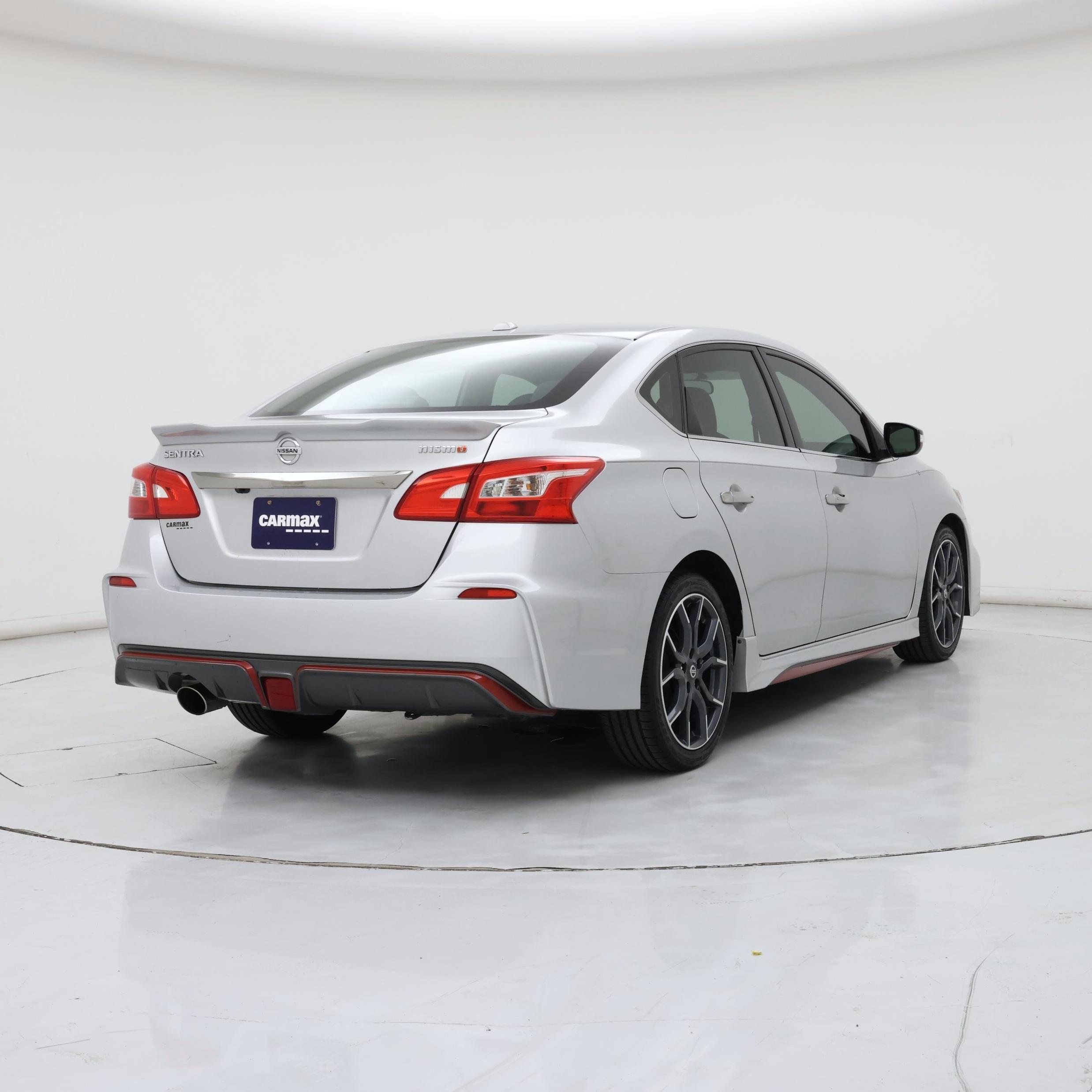 Thumbnail: 2017 Nissan Sentra - 8