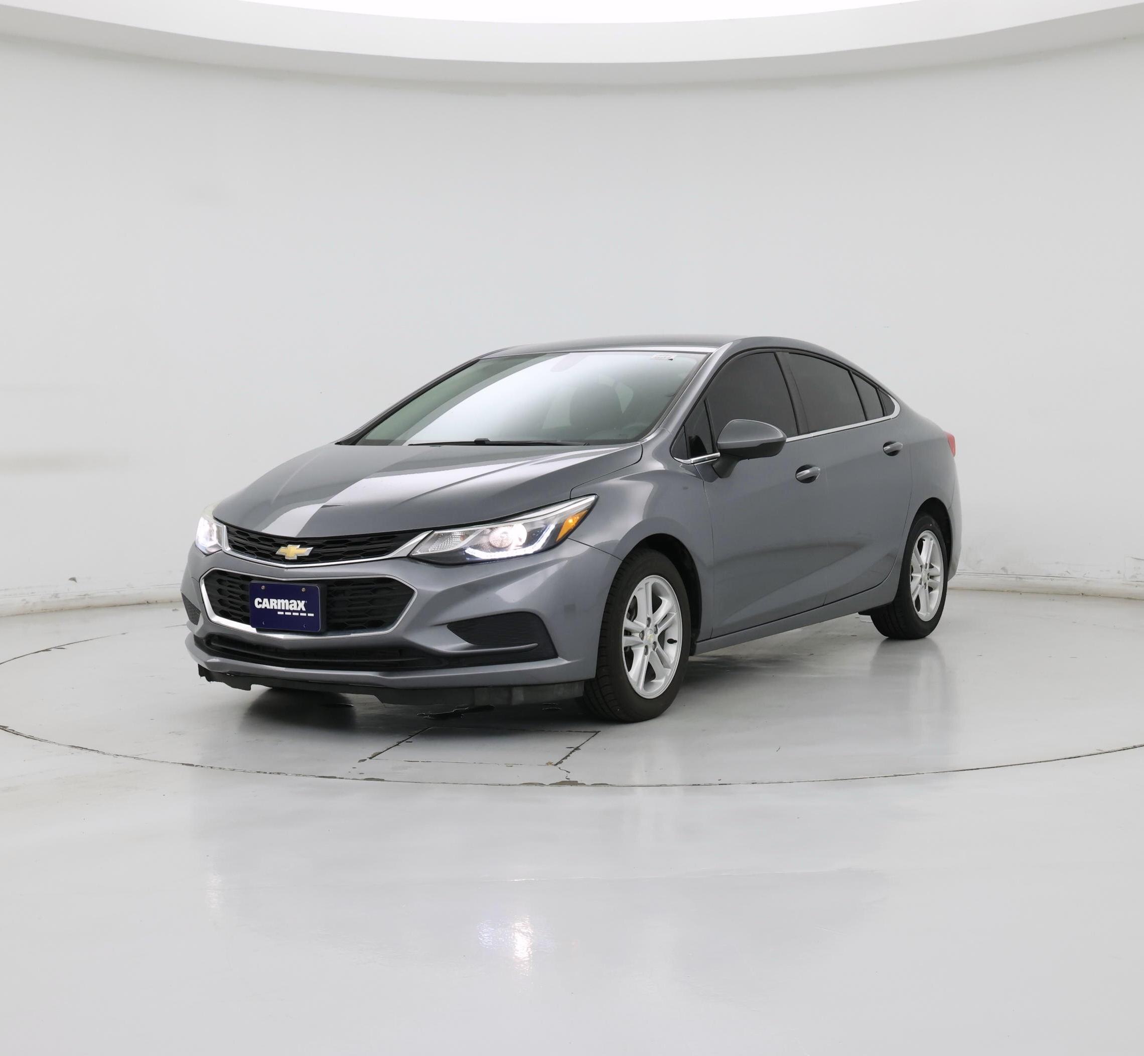 Thumbnail: 2018 Chevrolet Cruze - 4