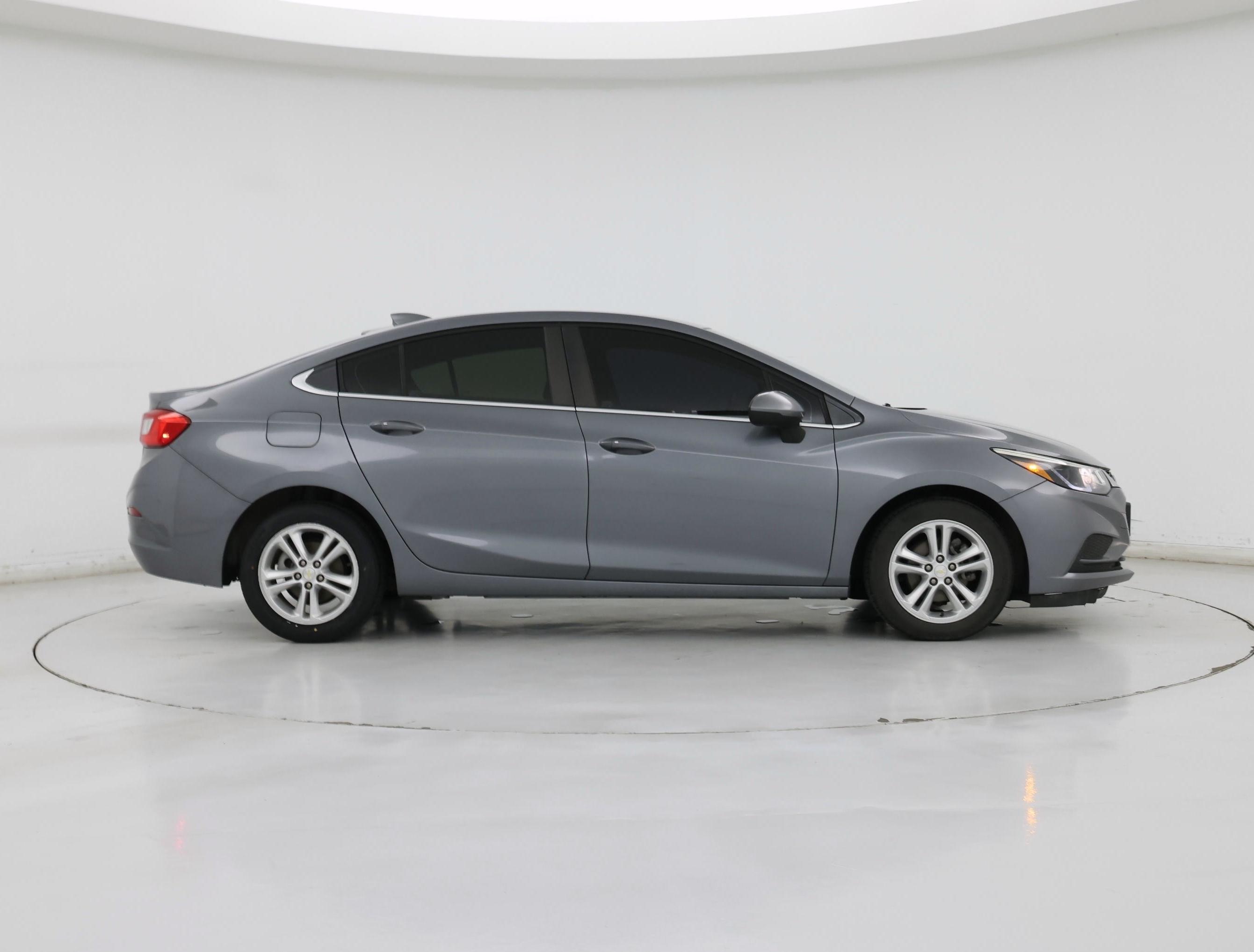 Thumbnail: 2018 Chevrolet Cruze - 7