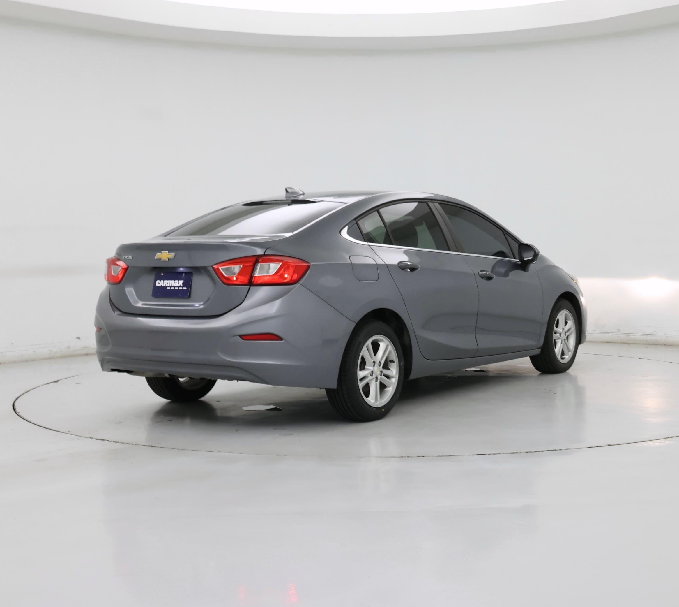 Thumbnail: 2018 Chevrolet Cruze - 8