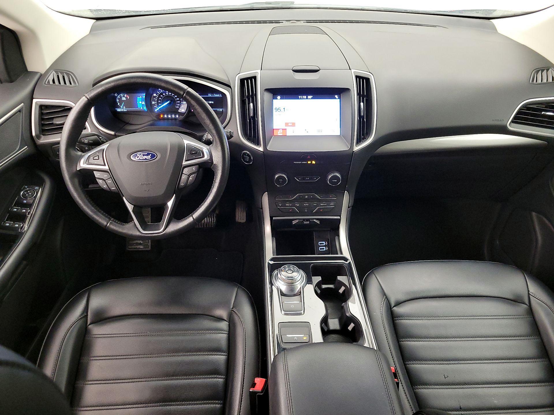Thumbnail: 2019 Ford Edge - 9
