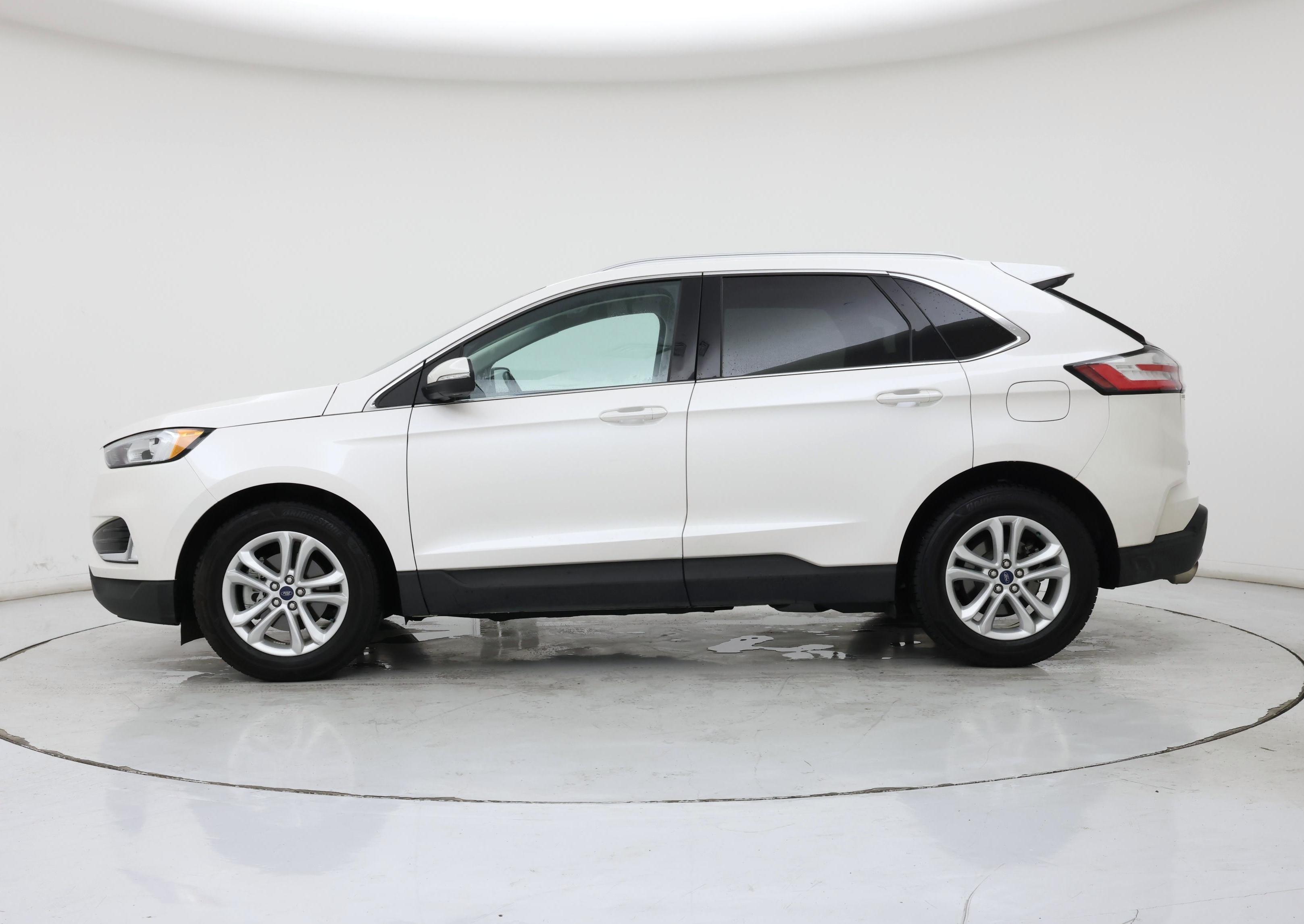 Thumbnail: 2019 Ford Edge - 3