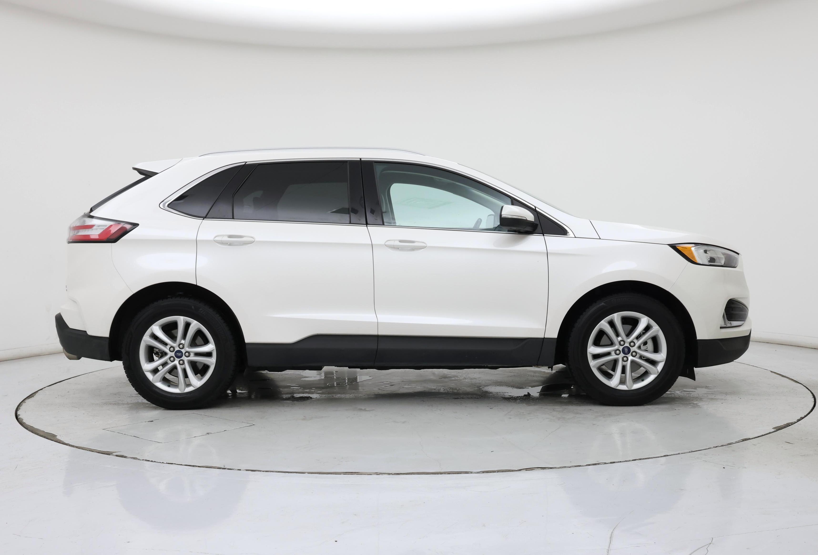 Thumbnail: 2019 Ford Edge - 7