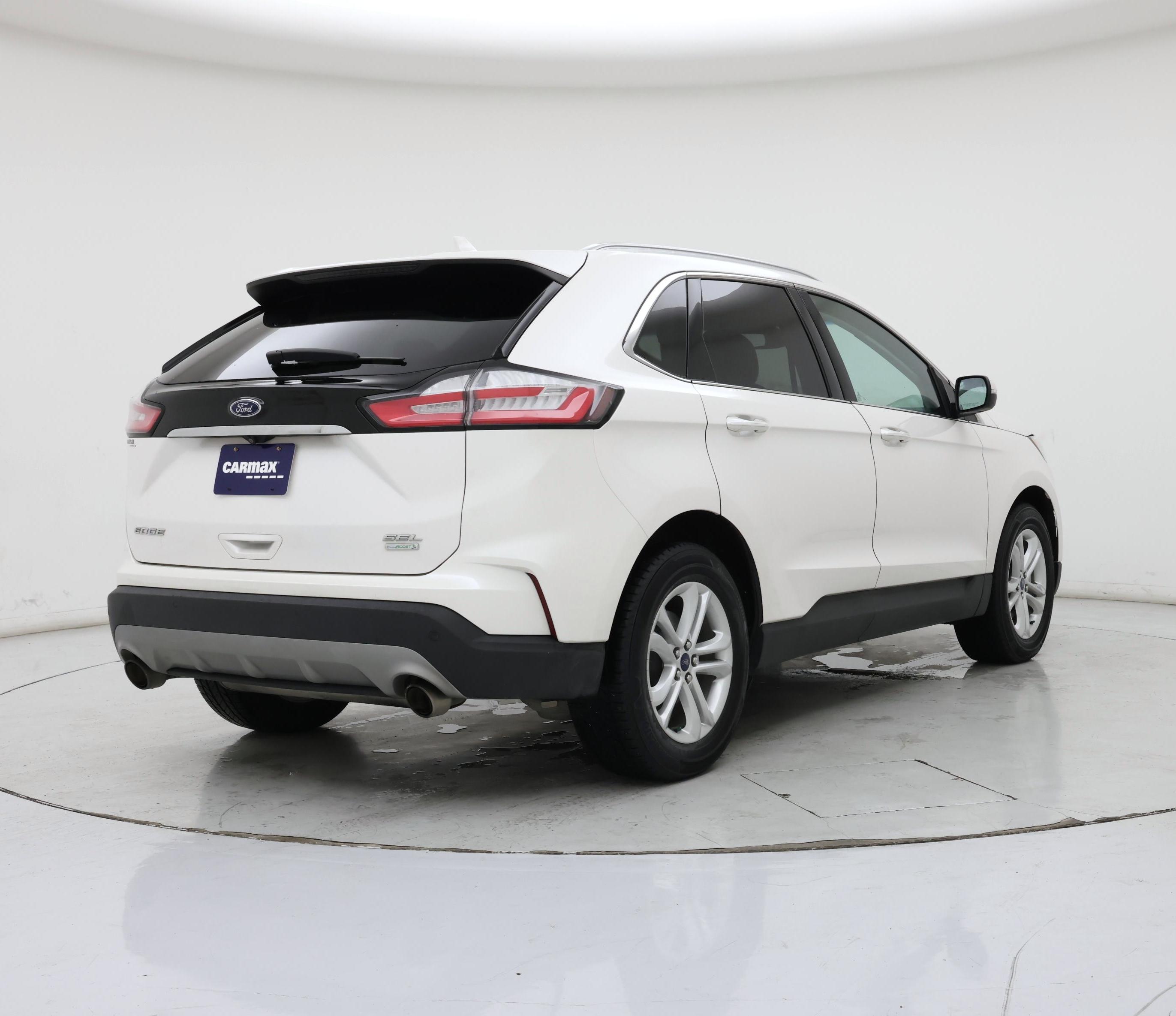 Thumbnail: 2019 Ford Edge - 8