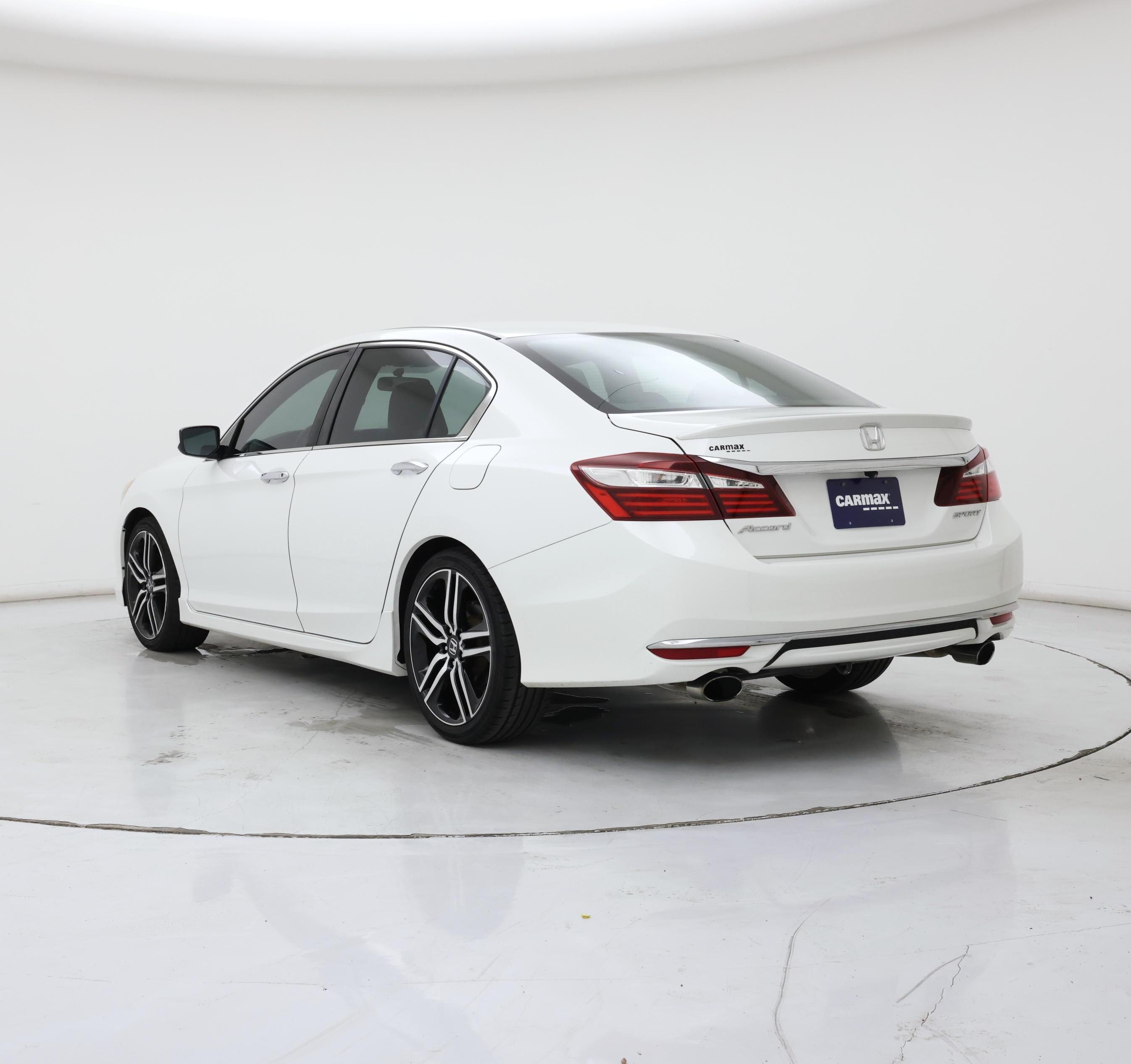 Thumbnail: 2017 Honda Accord - 2