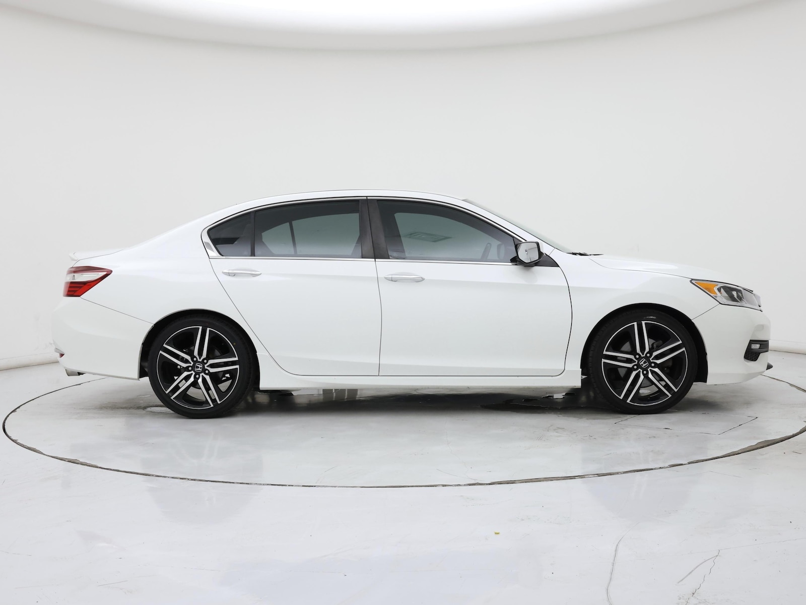 2017 Honda Accord Sport - Photo 8