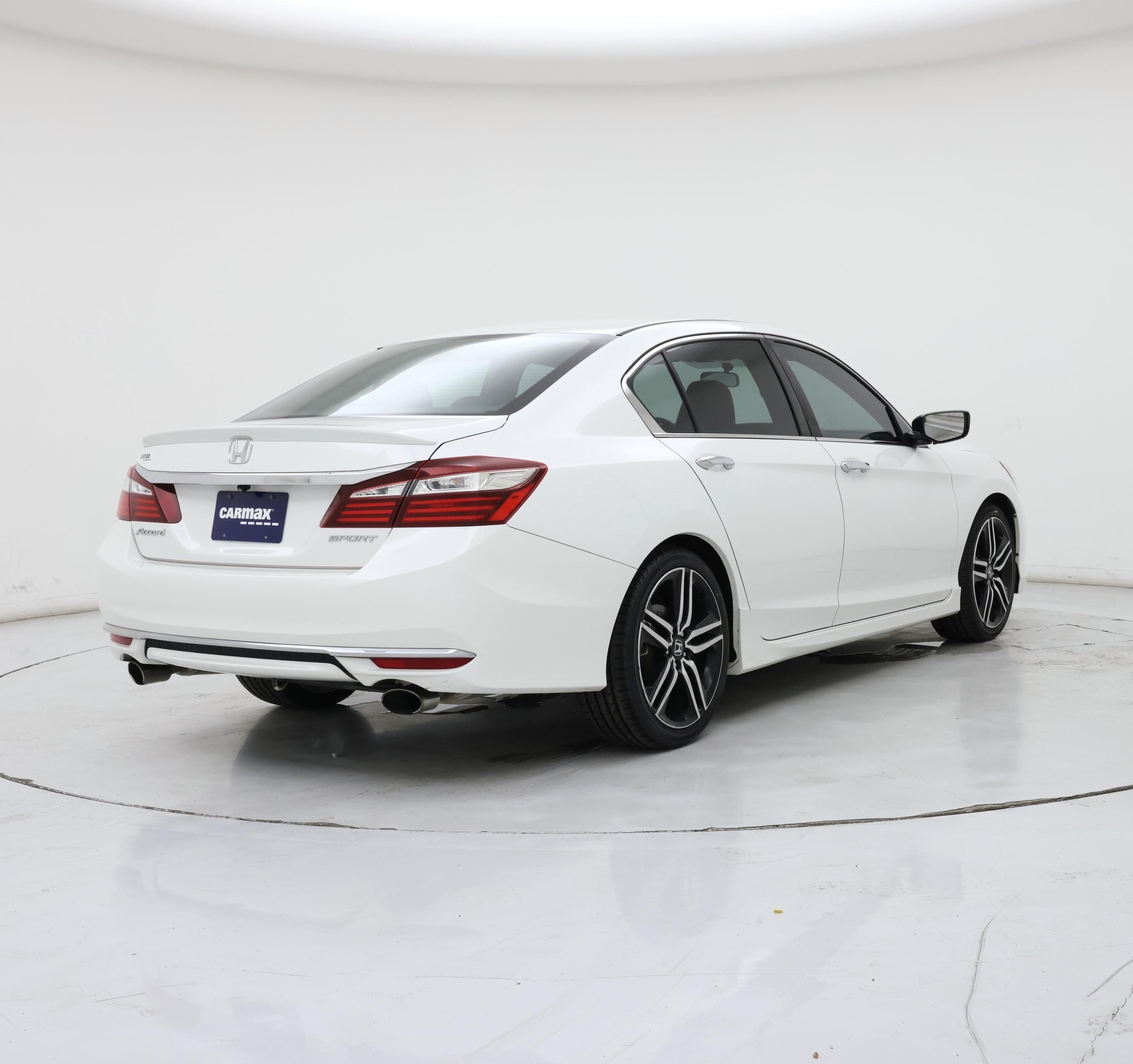 Thumbnail: 2017 Honda Accord - 8