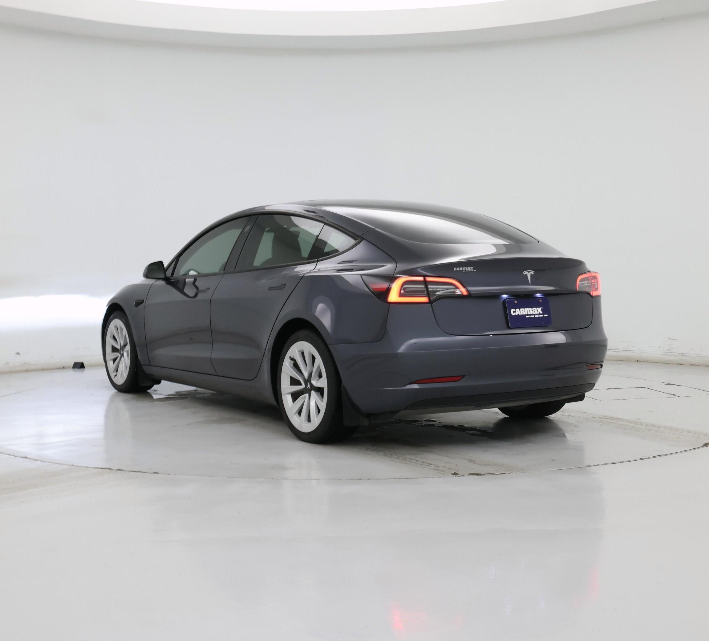 Thumbnail: 2023 Tesla Model 3 - 2