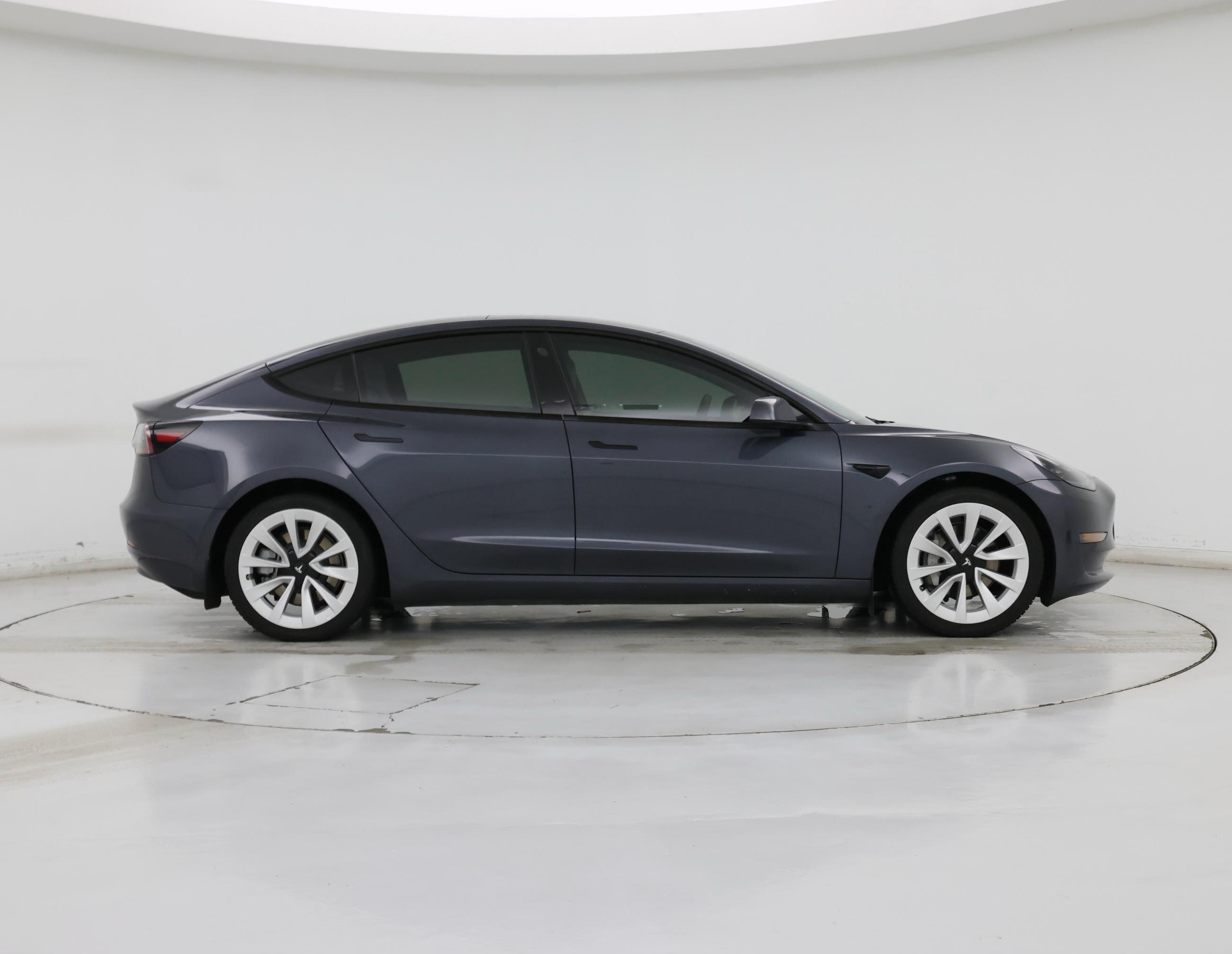 Thumbnail: 2023 Tesla Model 3 - 7