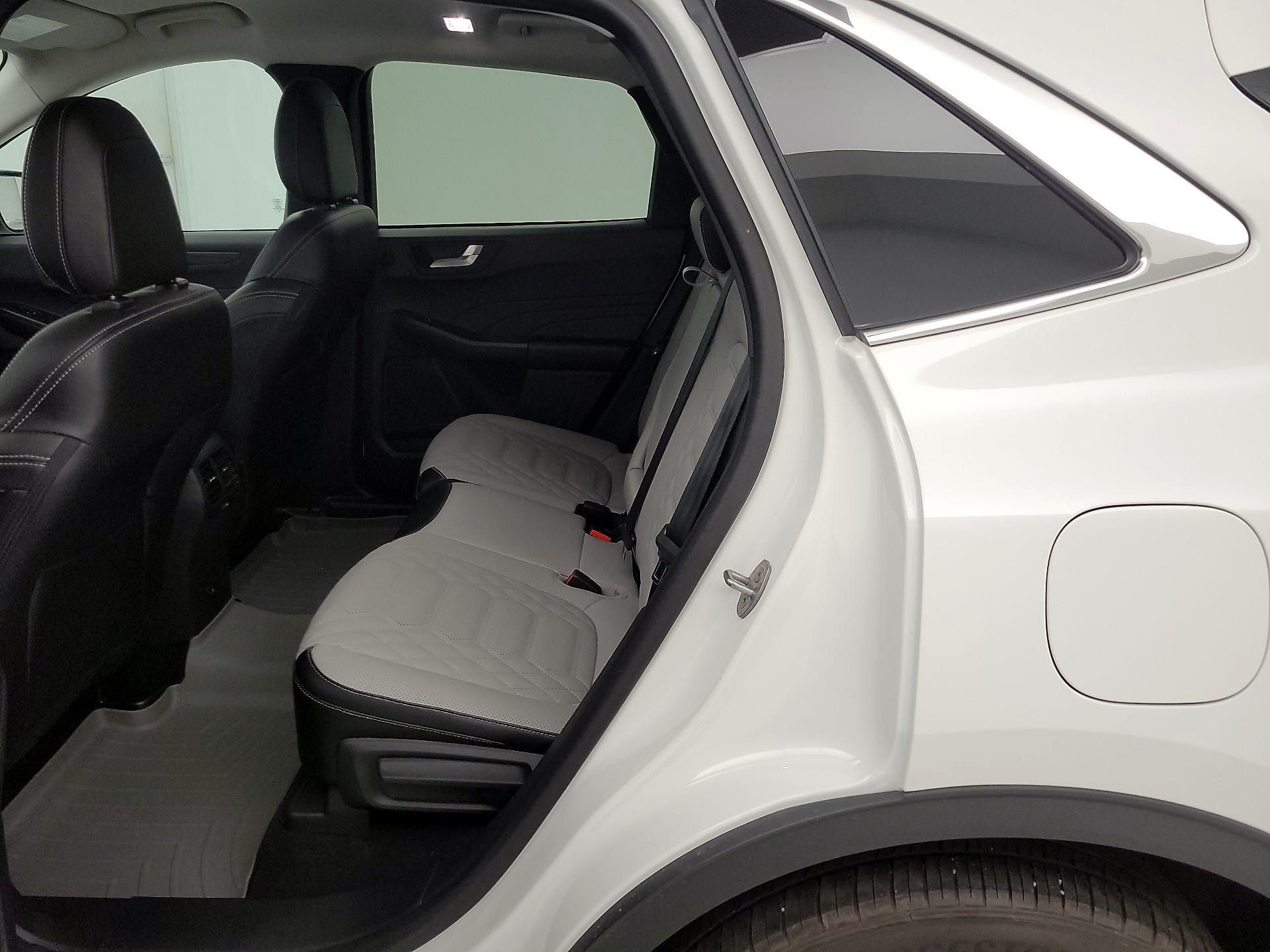 Thumbnail: 2023 Ford Escape - 20