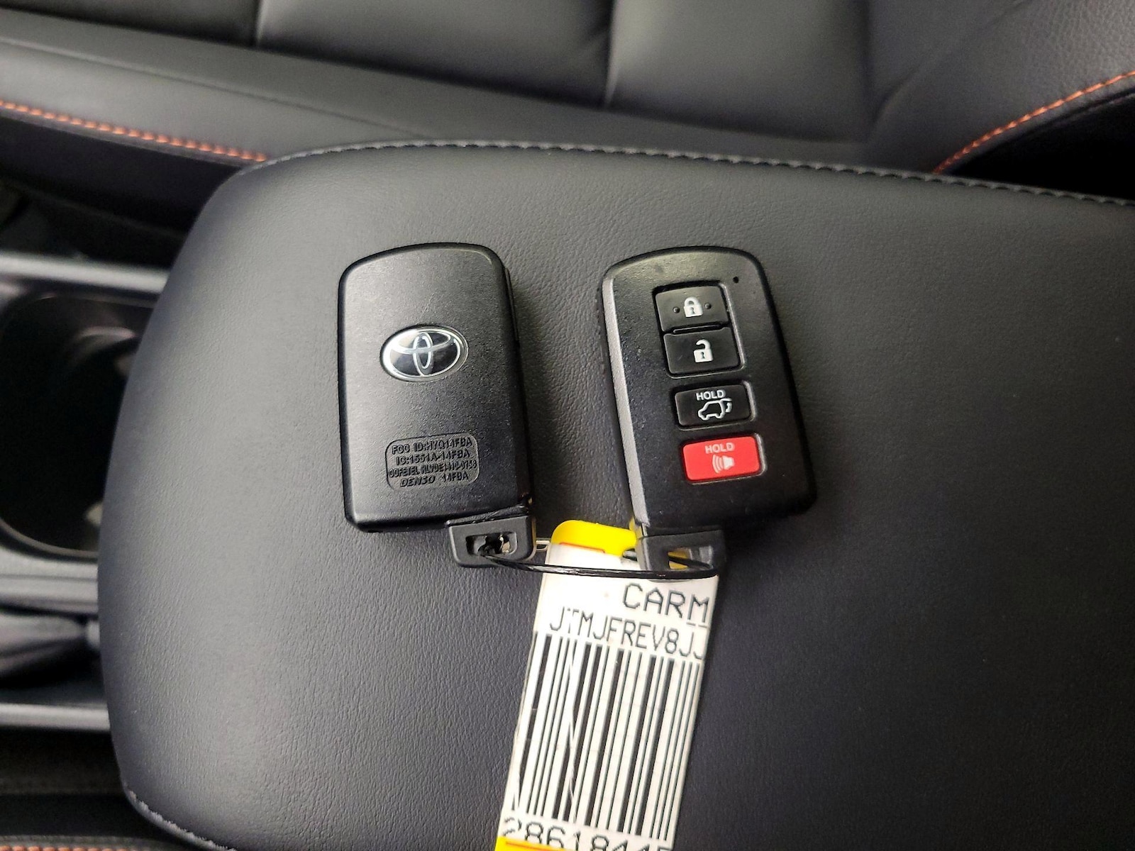 2018 Toyota RAV4 SE - Photo 25