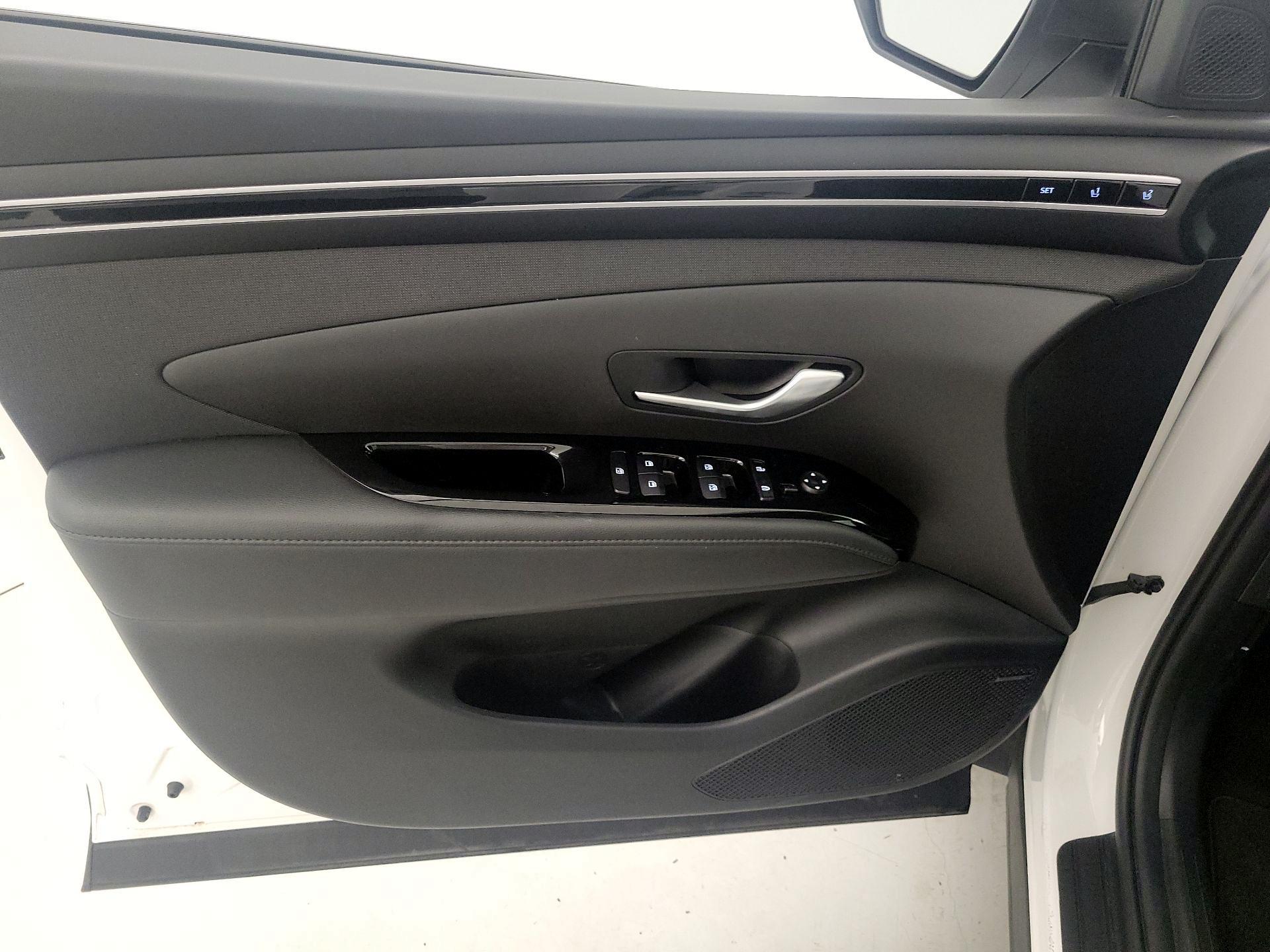 Thumbnail: 2023 Hyundai Tucson - 12